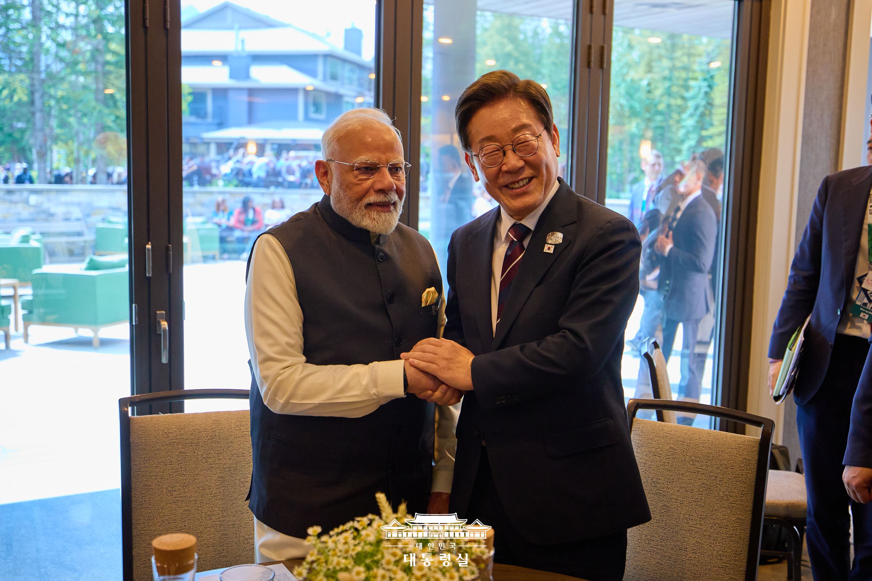 나렌드라 모디 인도 총리와 첫 정상회담1