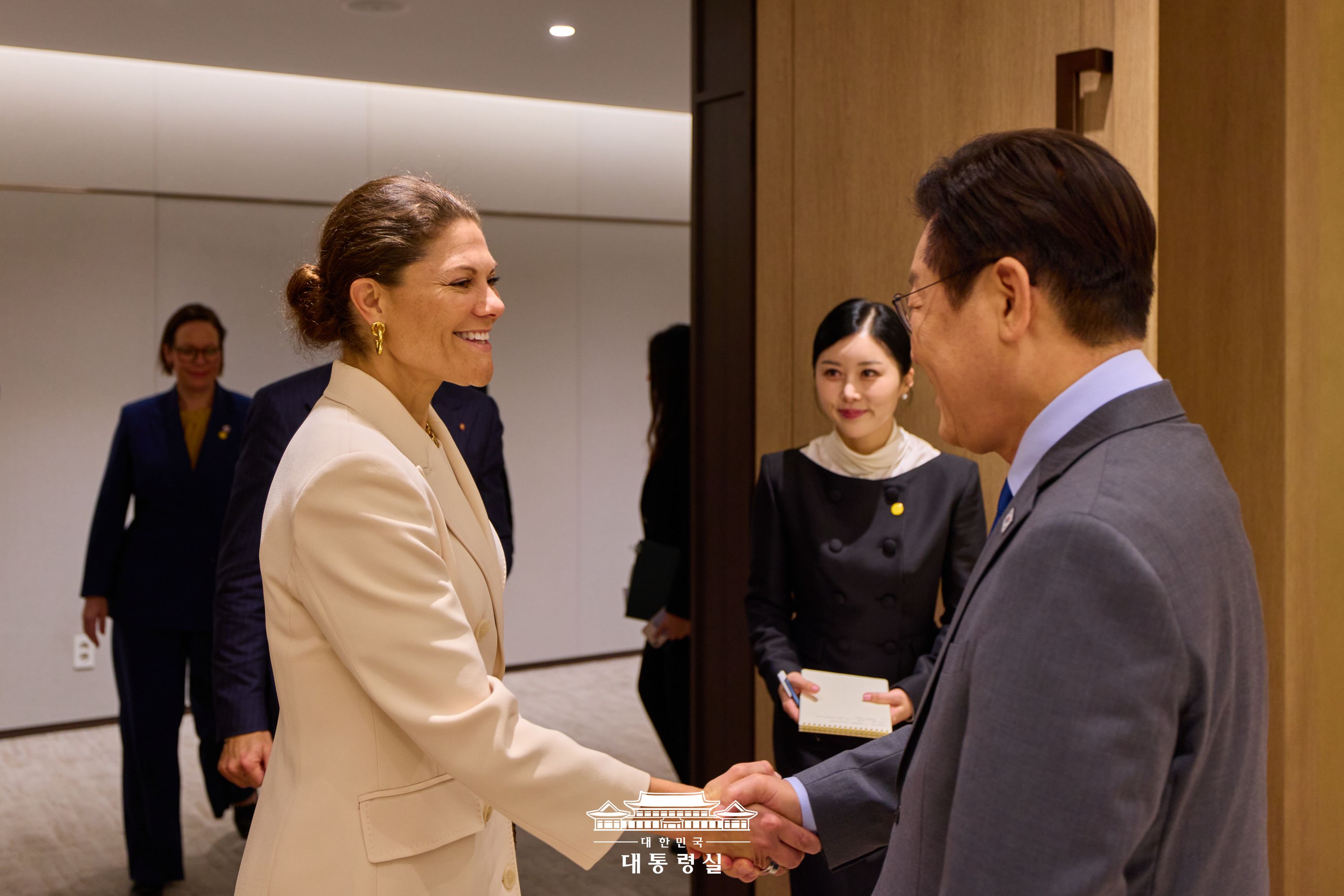 2025년 10월 16일 국민 여러분께 보고드립니다