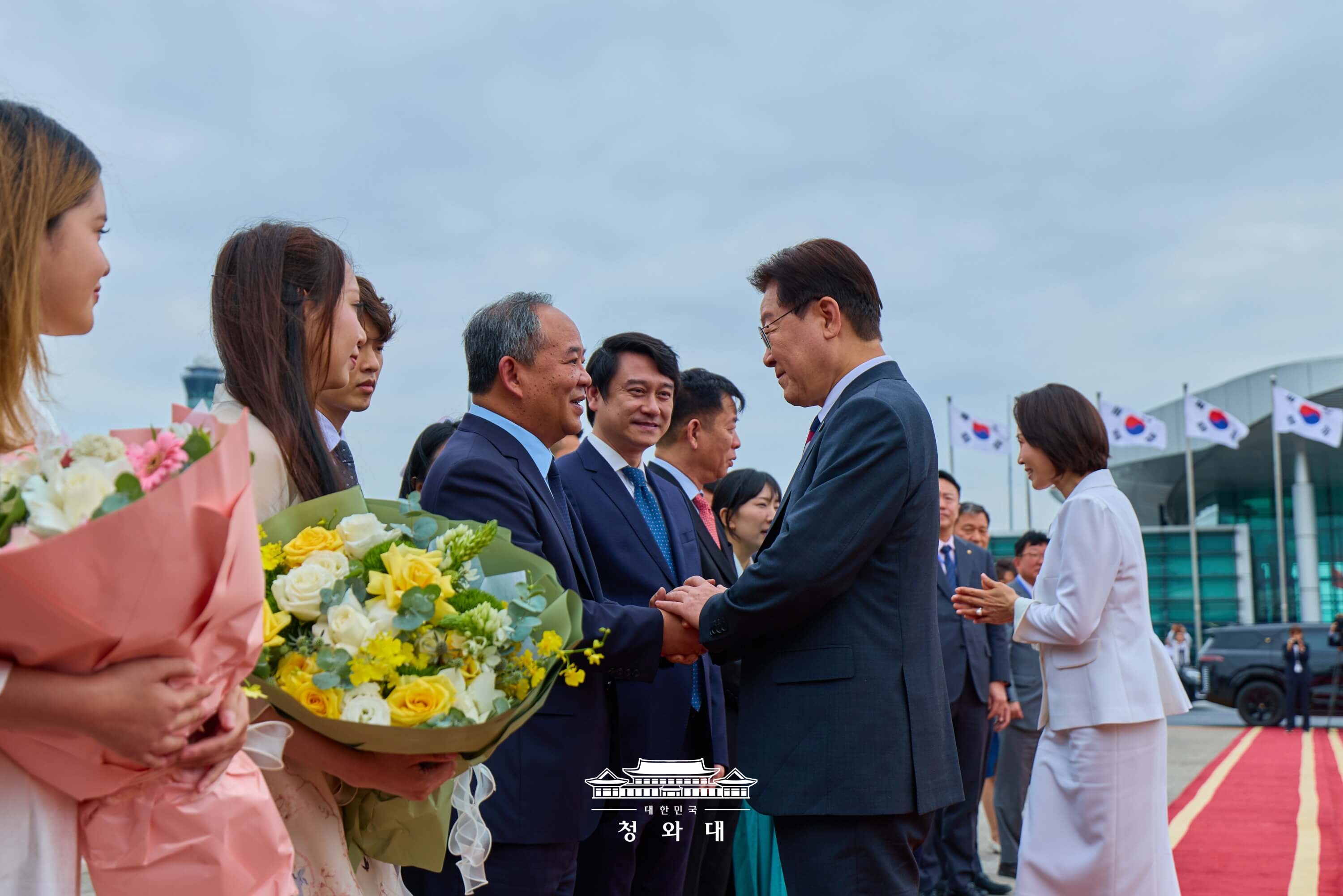 공항 출발 행사(노이바이 국제공항)