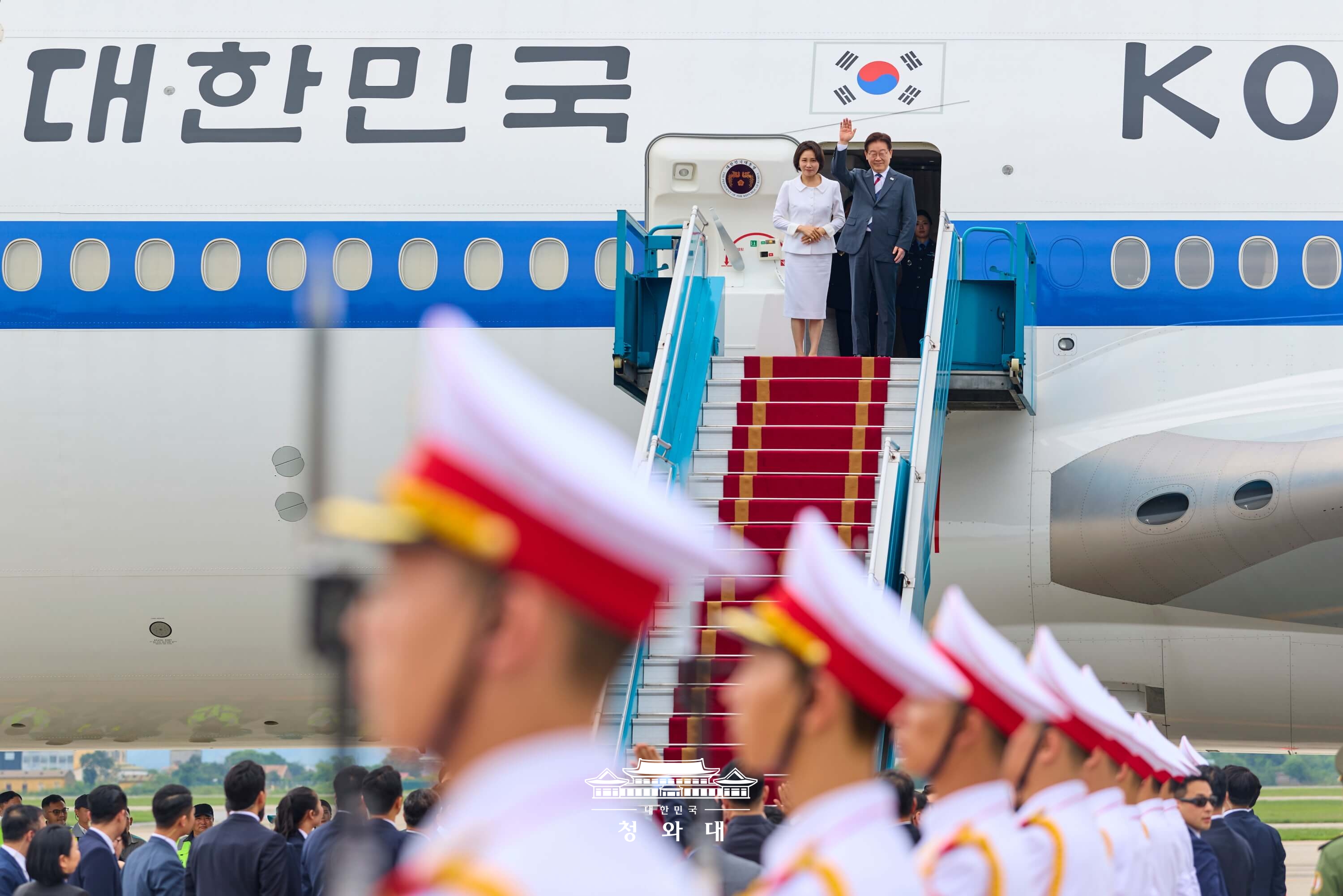 공항 출발 행사(노이바이 국제공항)
