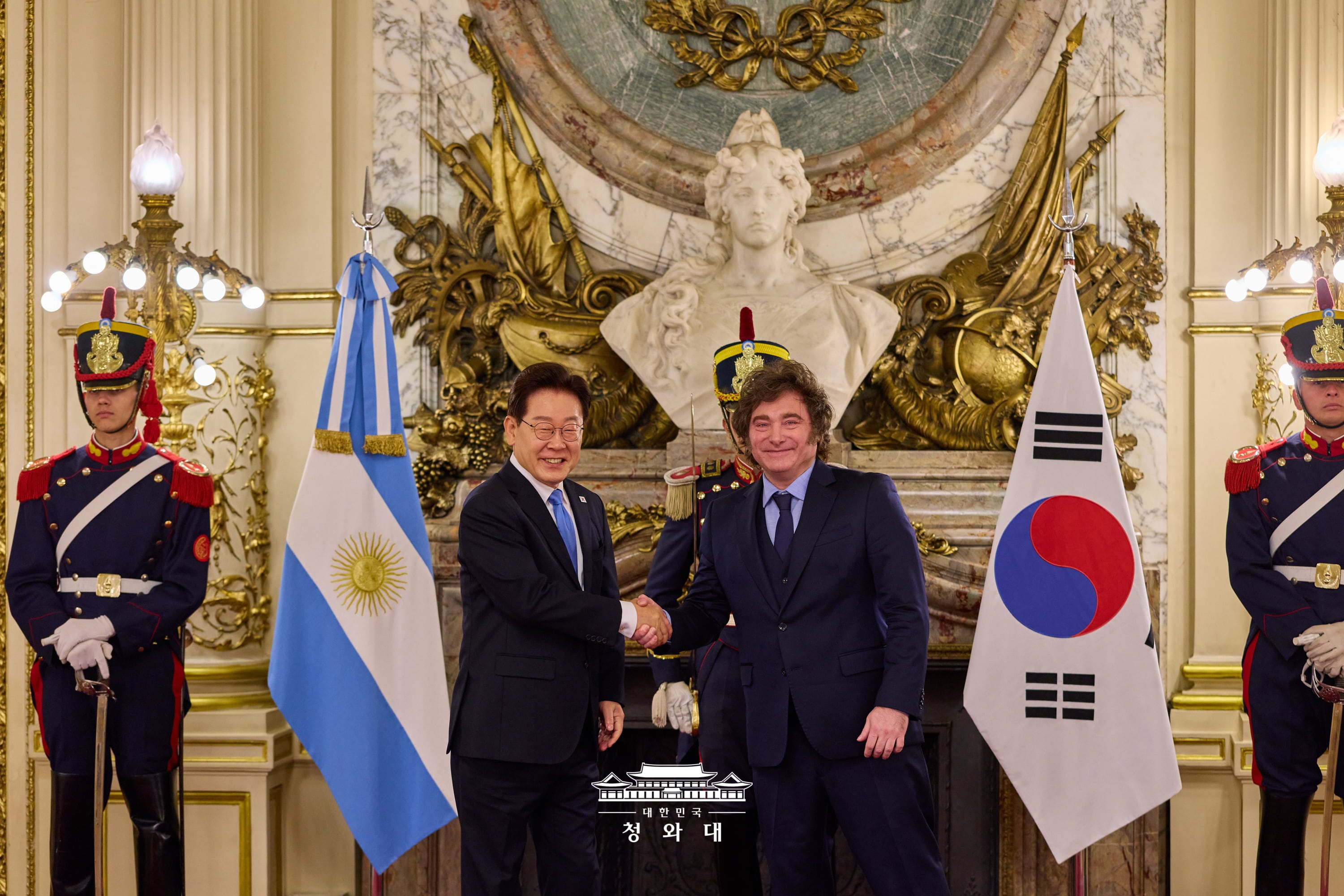 대통령궁 환영행사