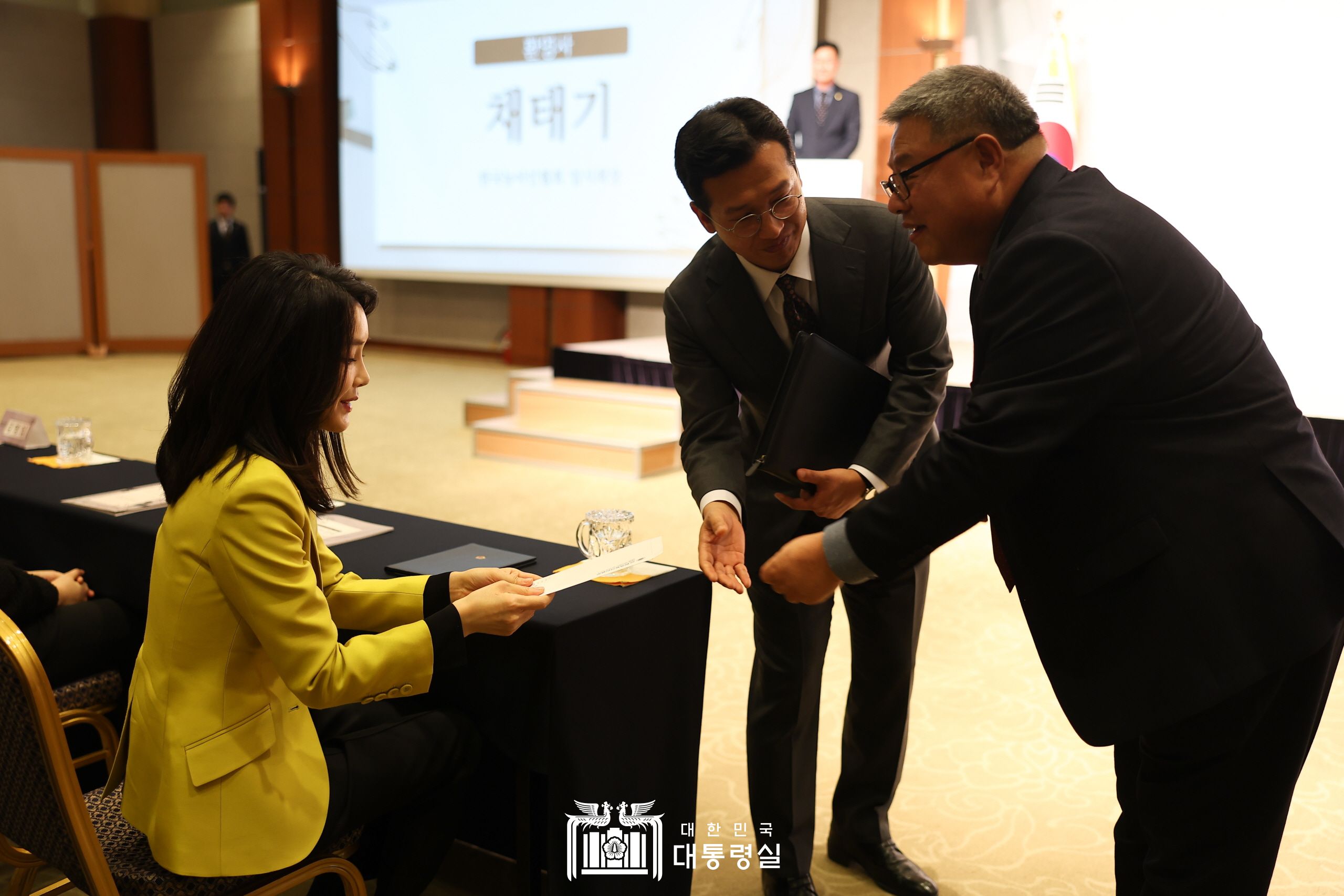 김건희 여사, 제3회 한국수어의 날 기념식 참석 슬라이드11