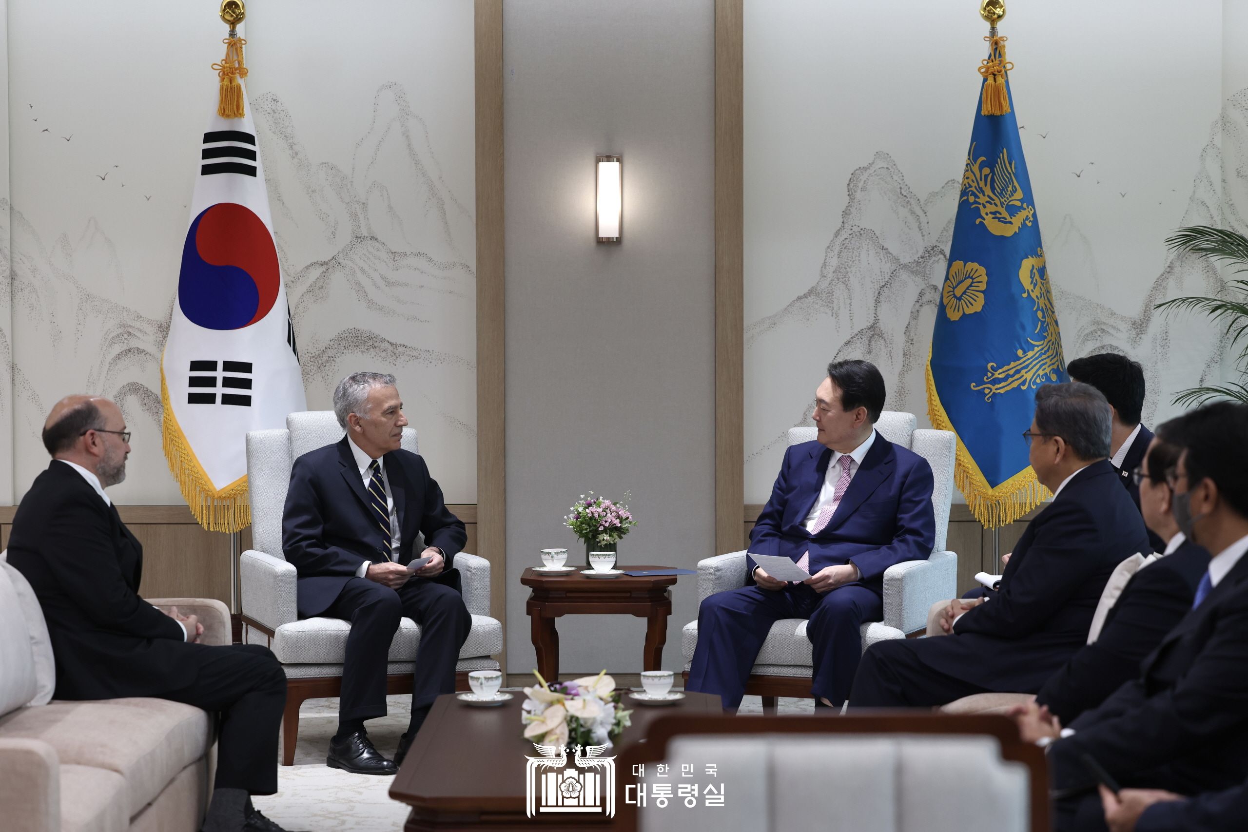 주한 미국대사 신임장 제정식 슬라이드5