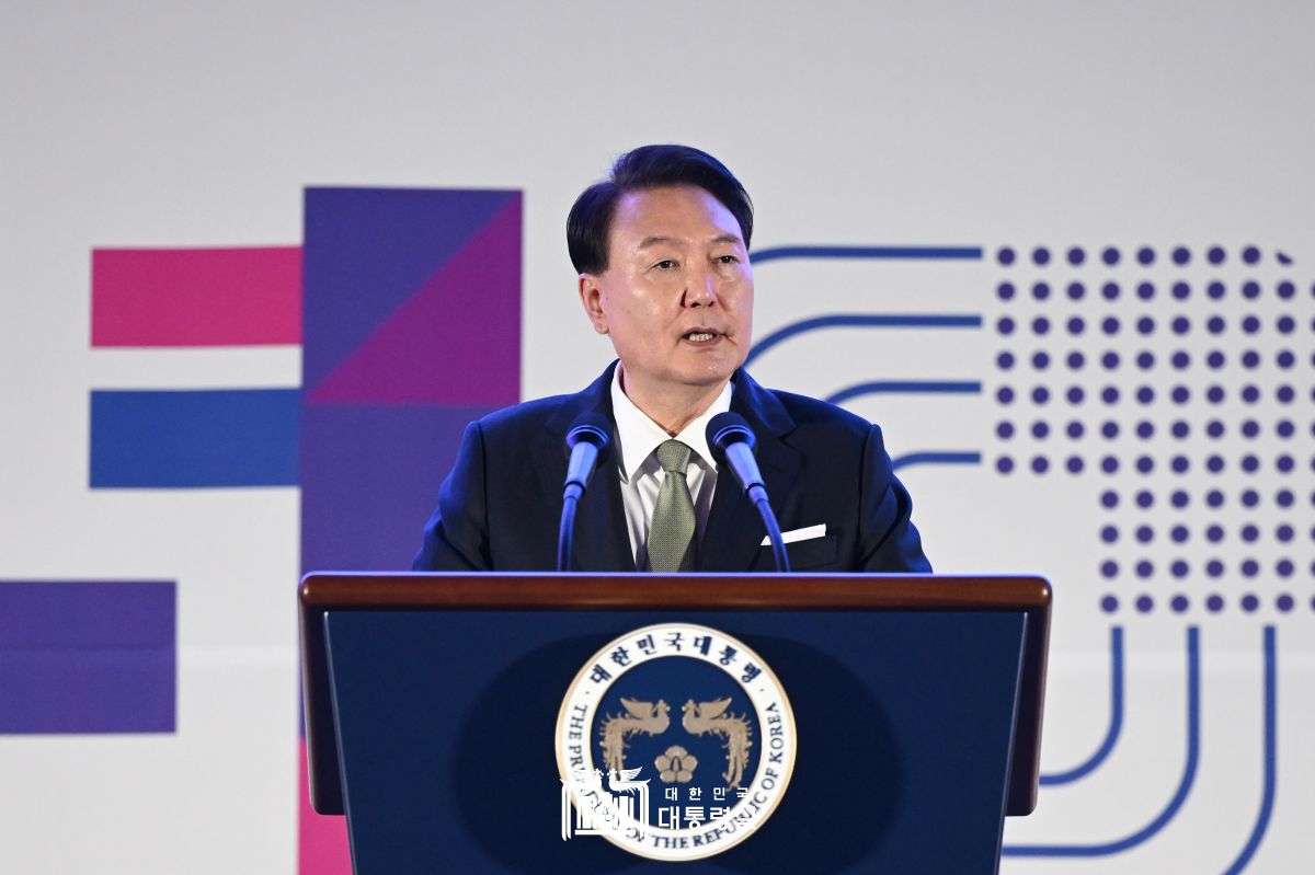 "국정의 동반자로서 청년 여러분과 함께 우리 사회를 더 공정하고 더 정의롭게 만들어 갈 것" 썸네일
