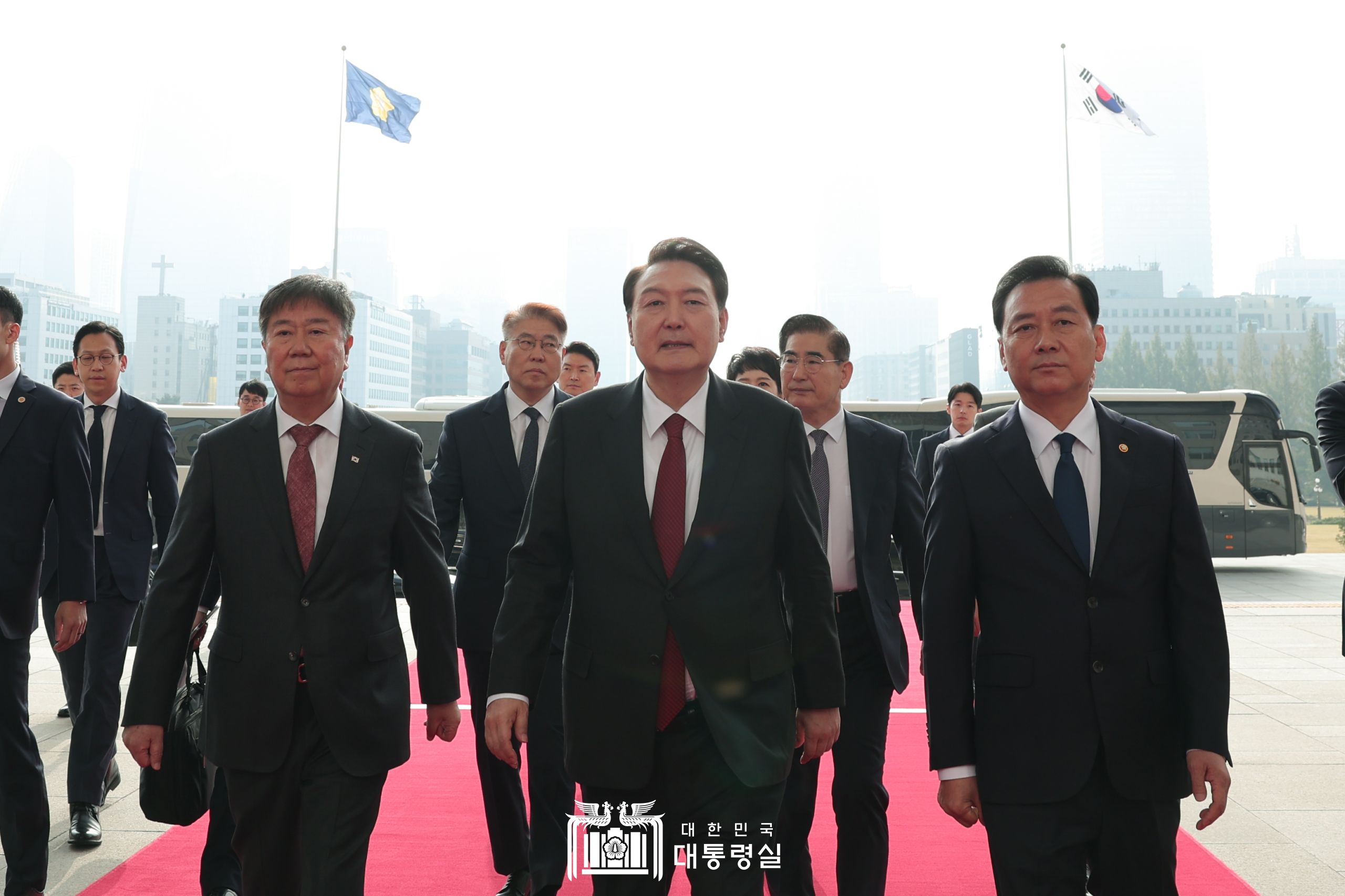 2024년도 예산안 및 기금운용계획안 대통령 시정연설 슬라이드1