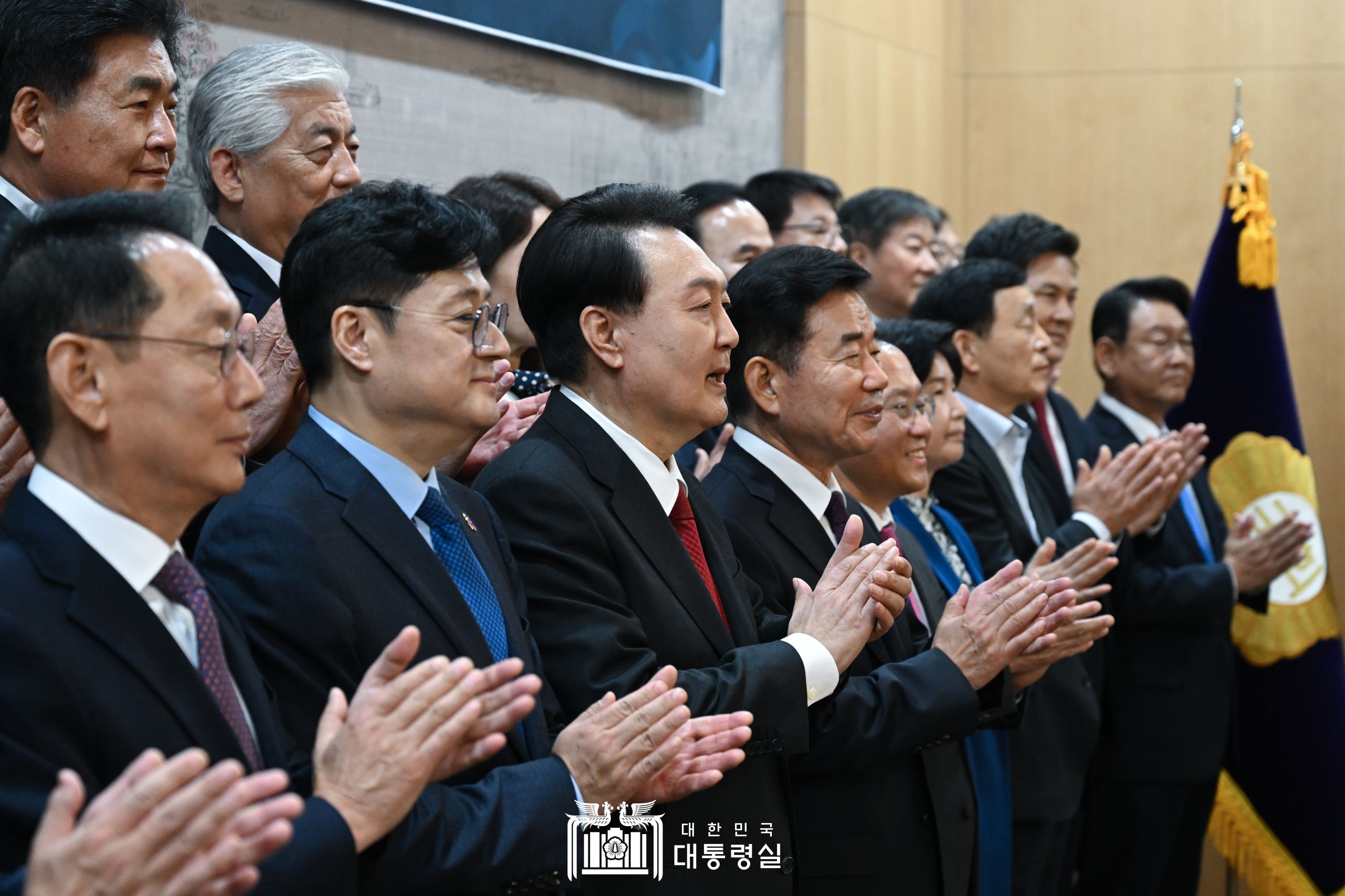 국회상임위원장 간담회 슬라이드2