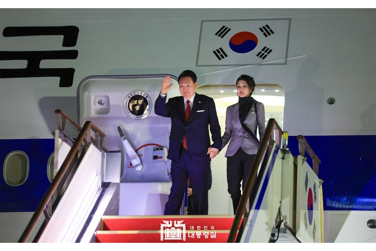 서울 공항 도착 행사