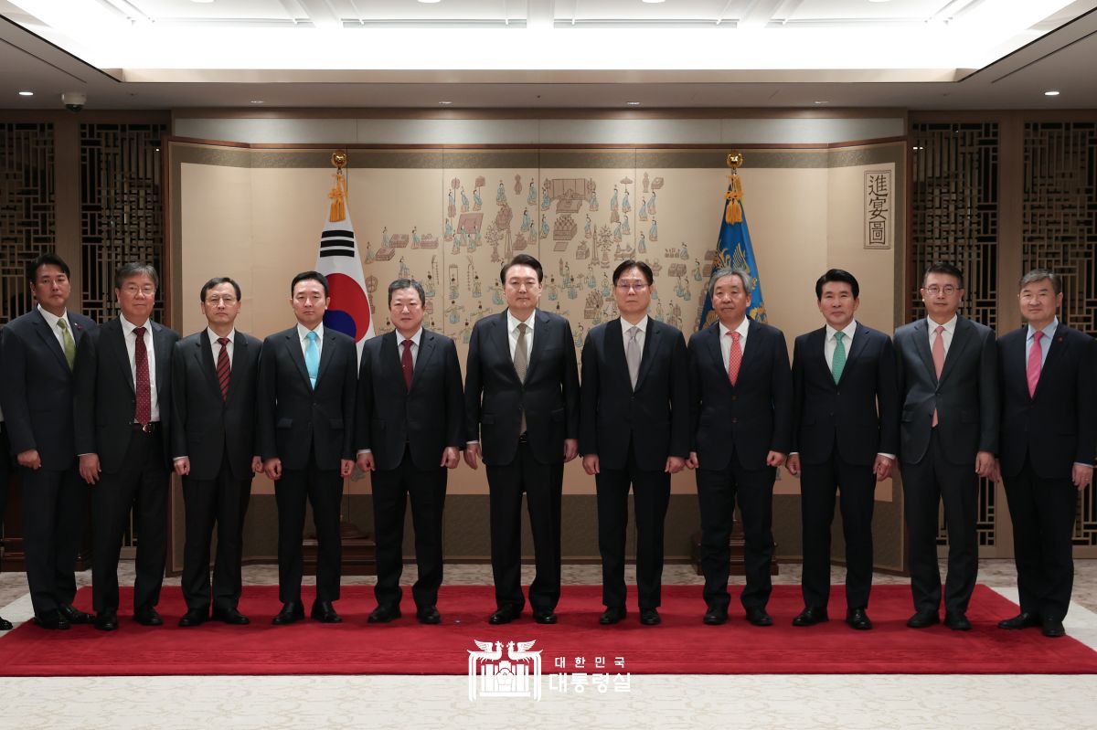 정책실장‧수석비서관 임명장 수여식