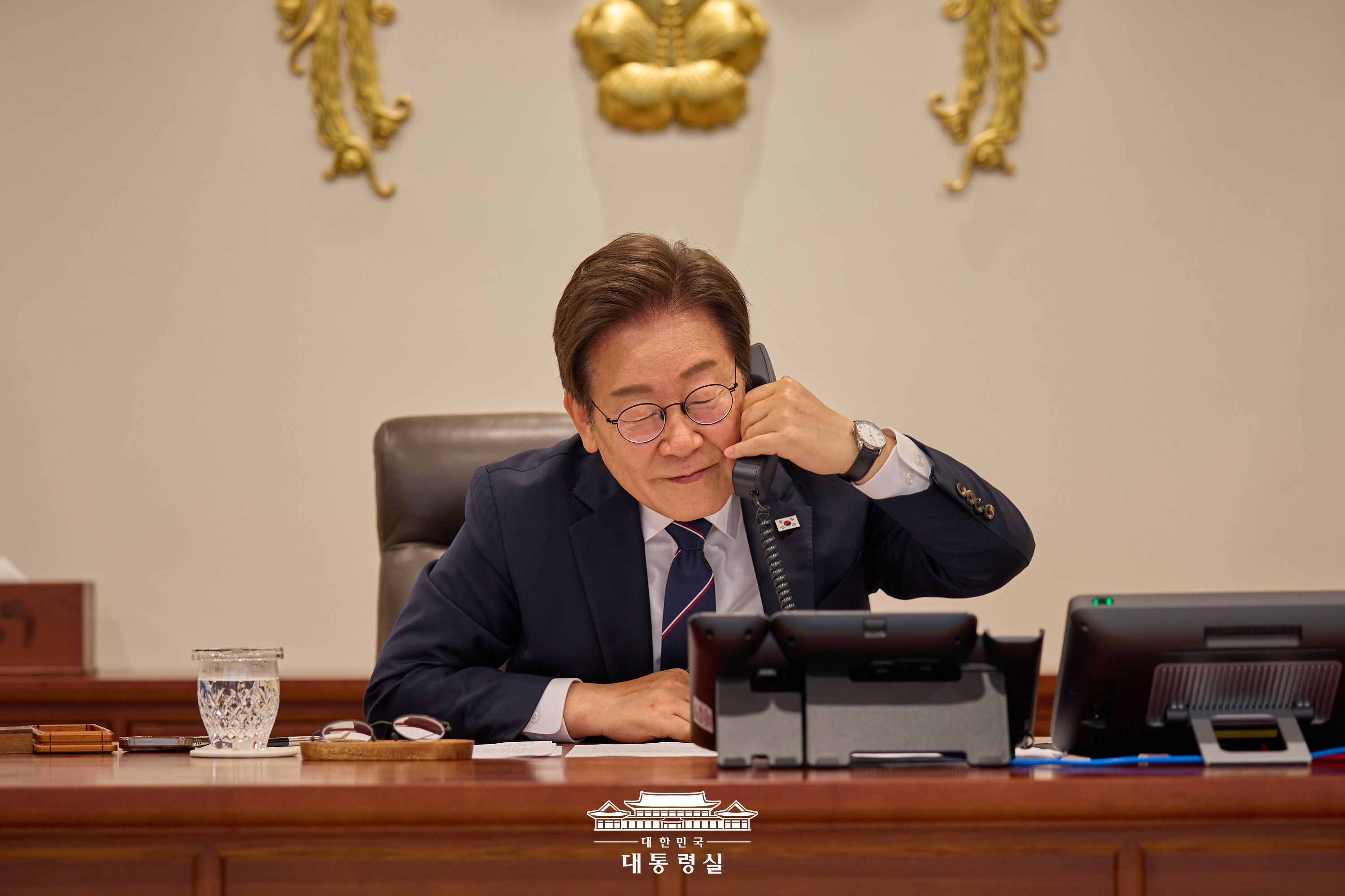 안와르 이브라힘 말레이시아 총리와 통화1