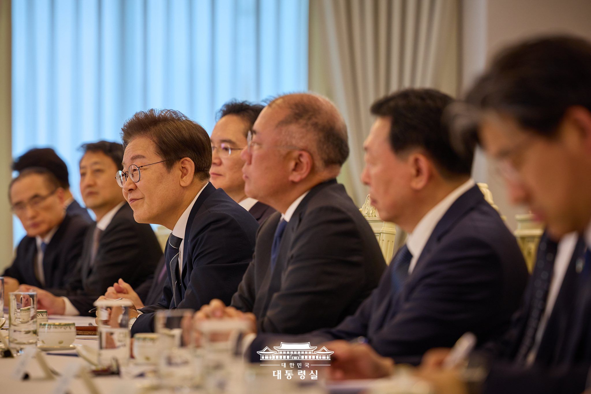 6경제단체와 기업인 간담회 참석한 이재명 대통령1