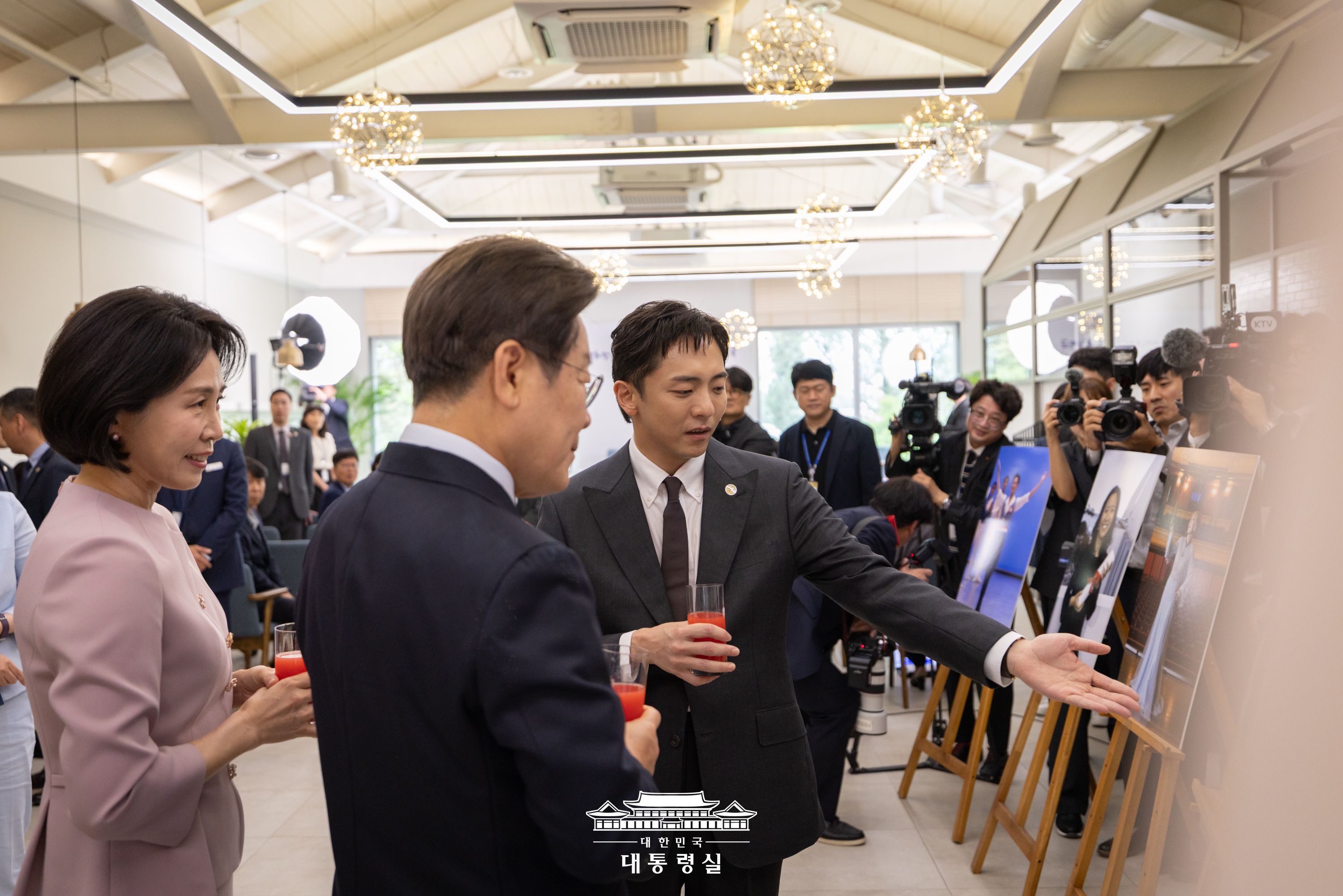문화강국의 꿈, 세계로 나아가는 대한민국 슬라이드8