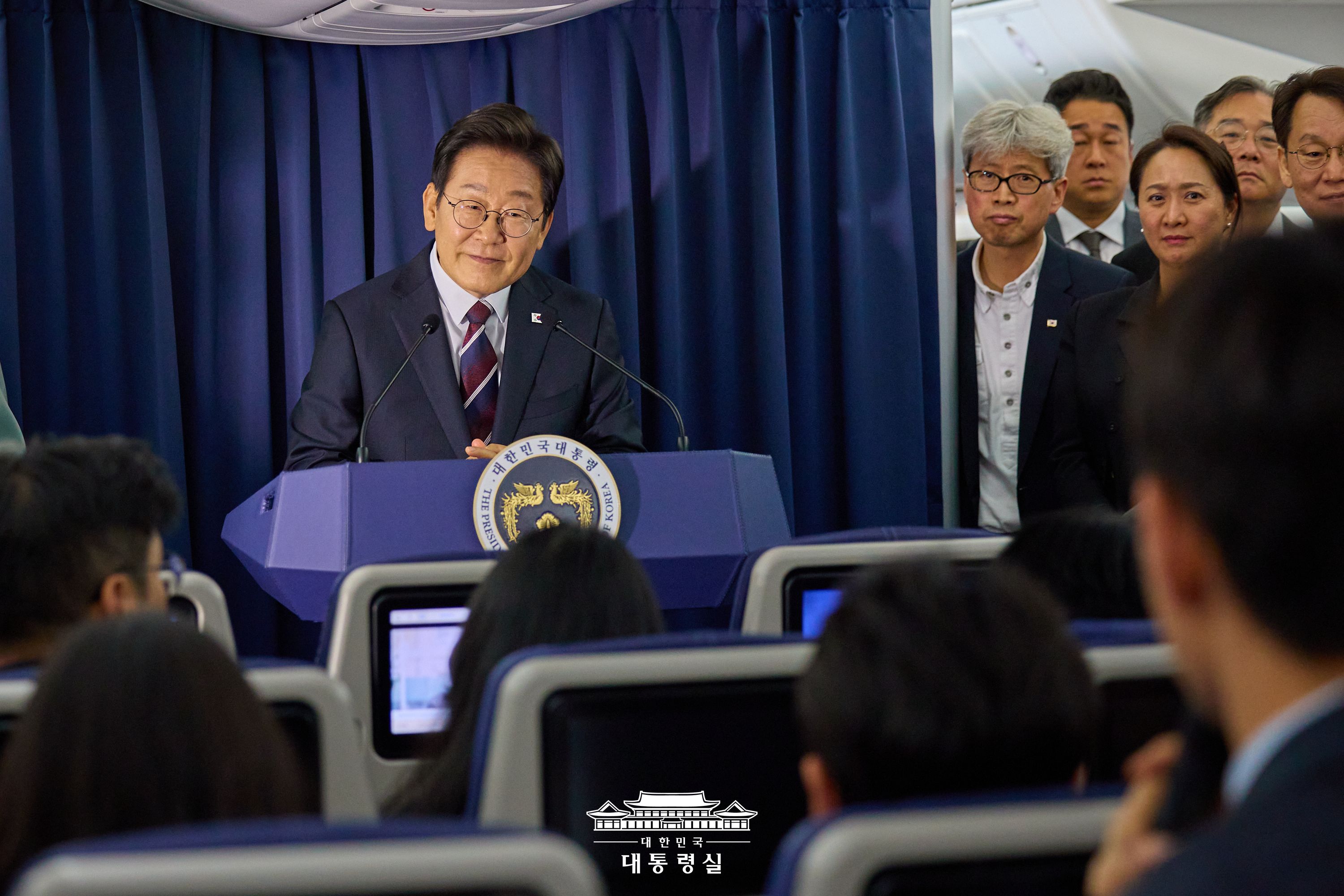 기내 기자간담회 슬라이드1