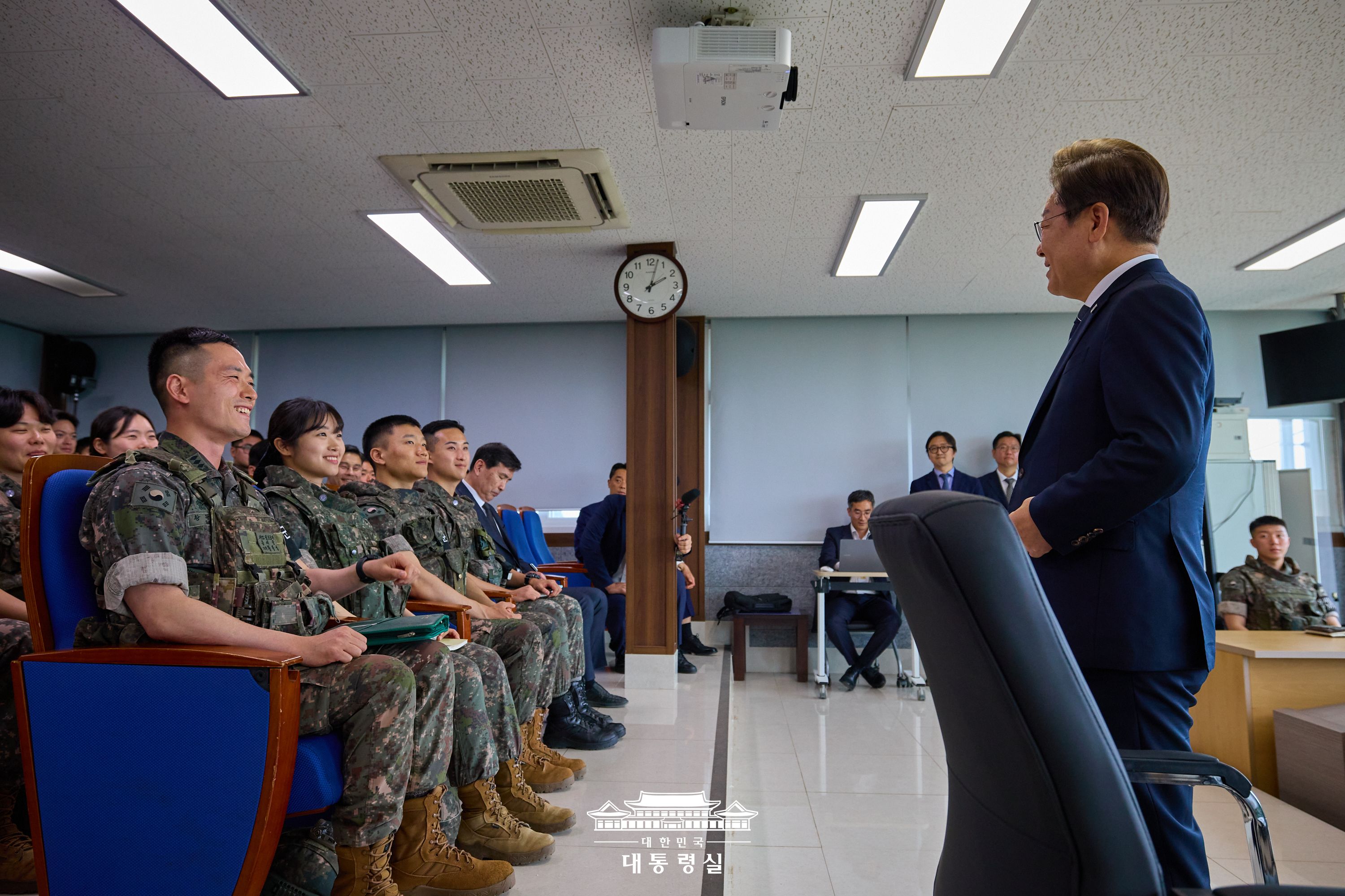 군부대 방문7