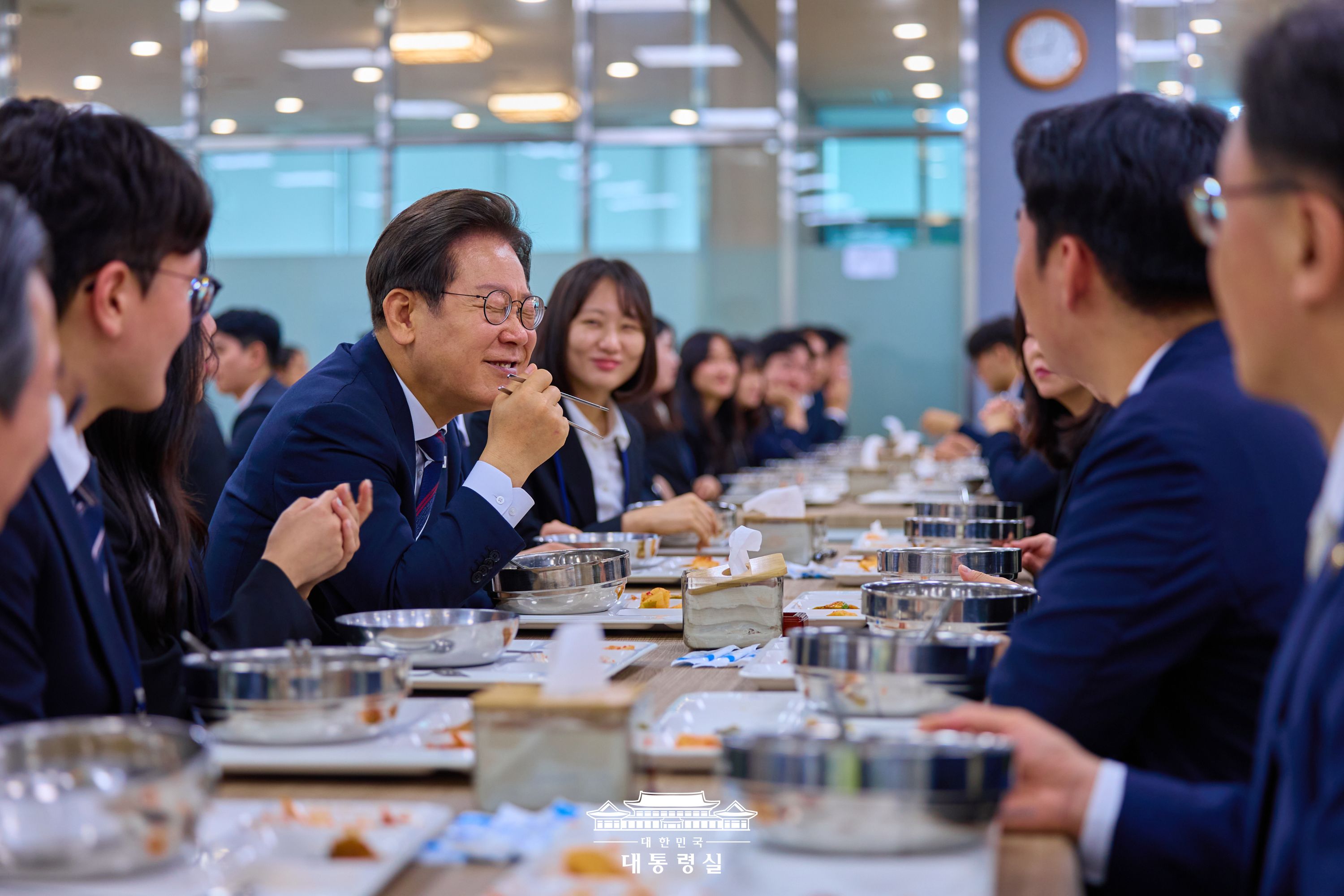 2025년 7월 15일 국민 여러분께 보고드립니다 슬라이드8