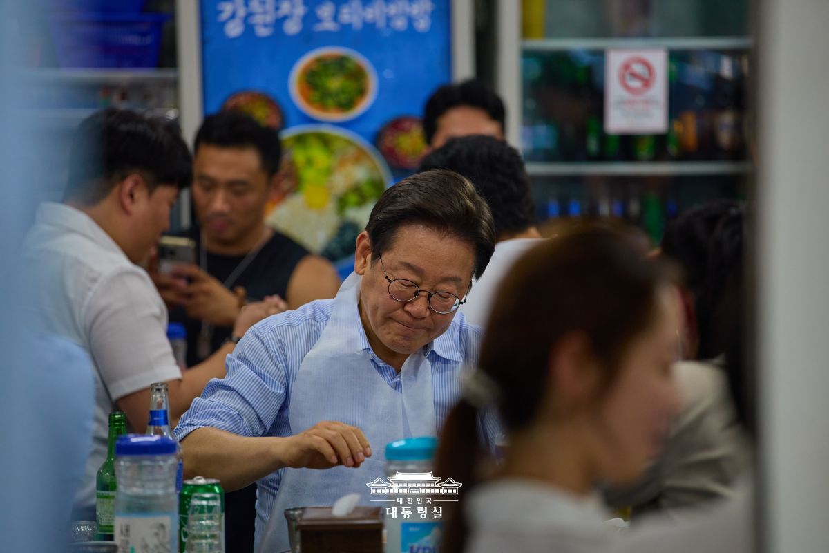 국민과 함께 경제 회복의 길로 나아가겠습니다 썸네일
