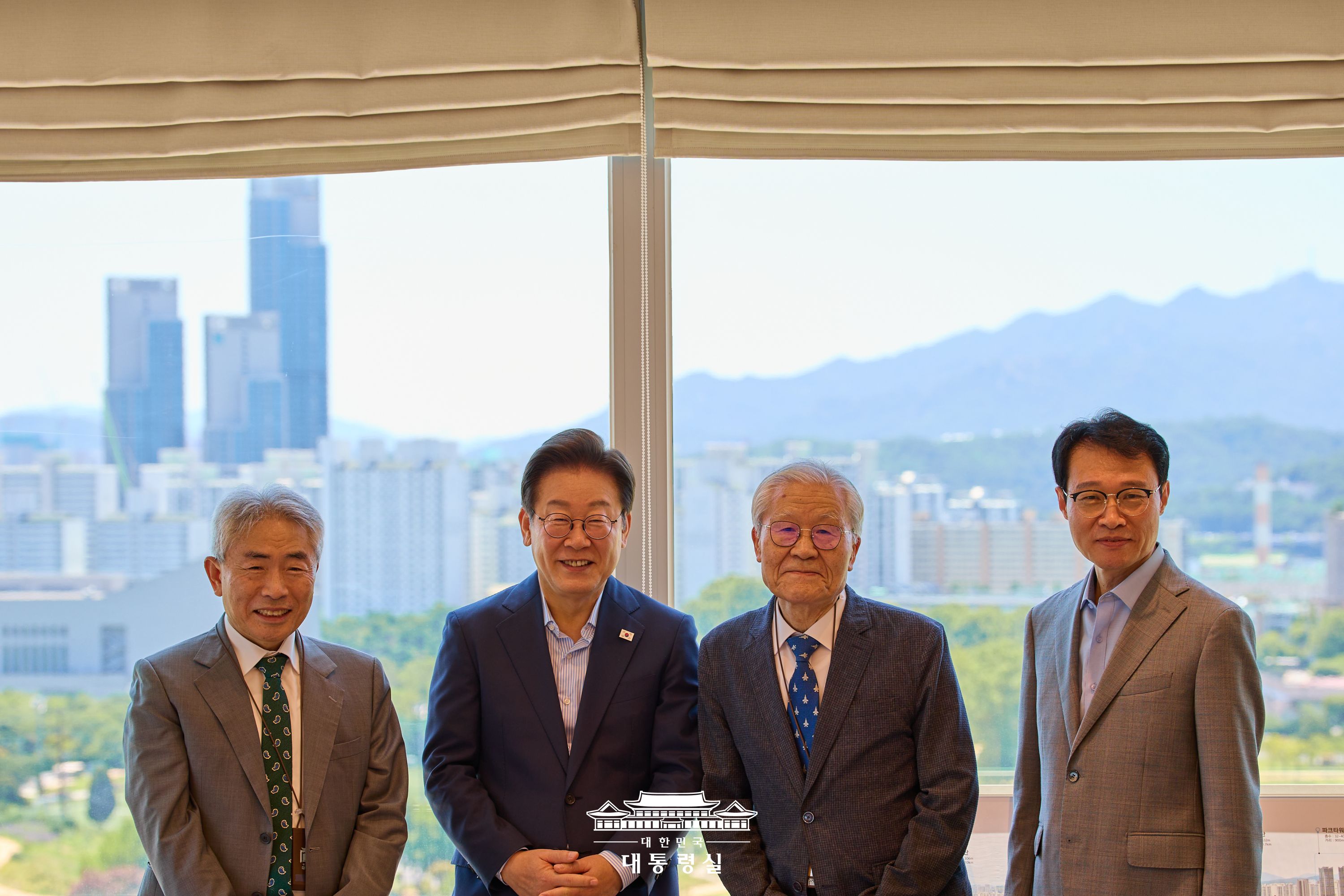 원로 언론인 조갑제·정규재 오찬 회동 슬라이드5