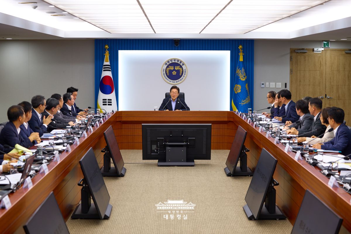 제6회 대통령 주재 수석·보좌관회의 사진