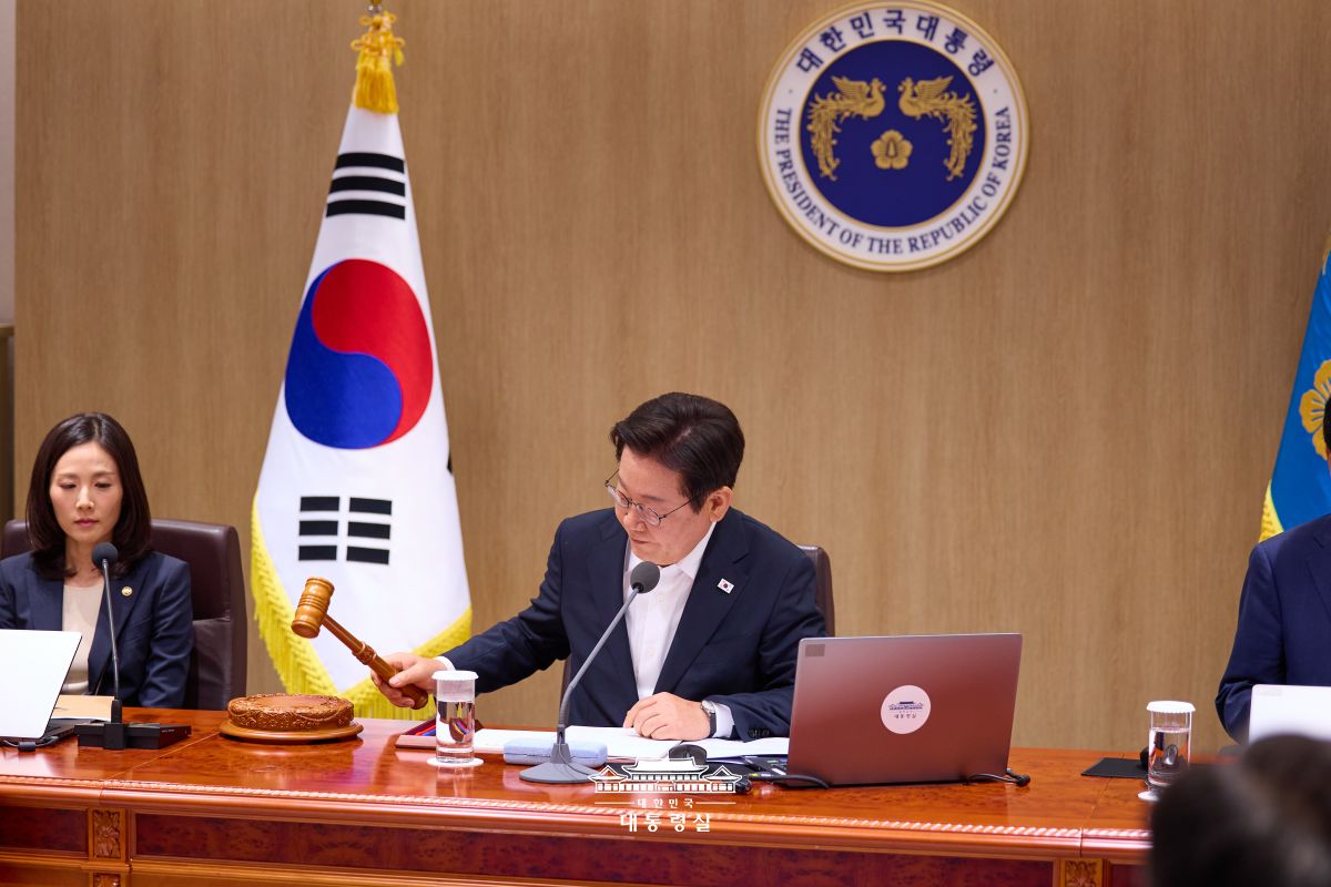 제35회 임시 국무회의 사진