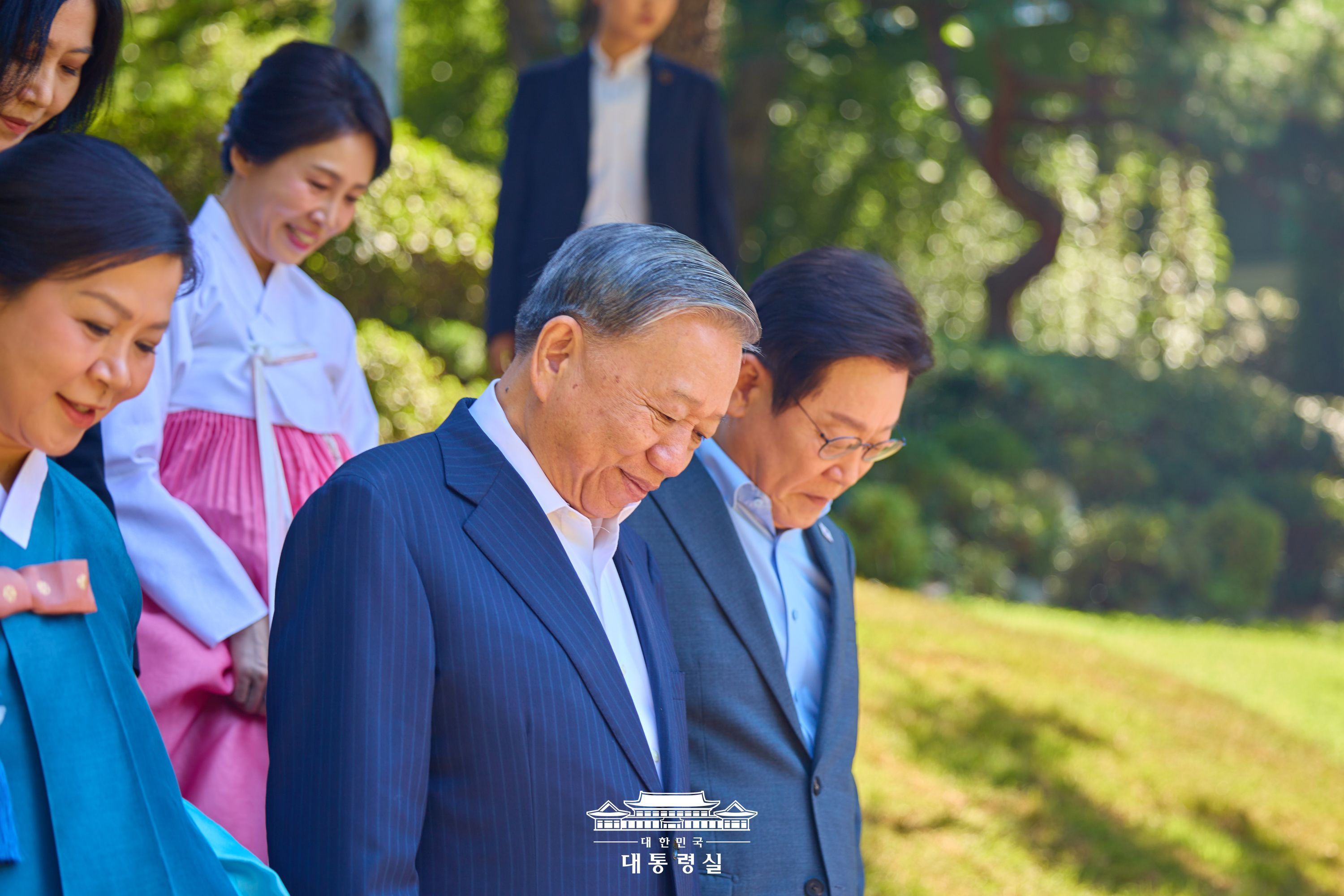 2025년 8월 13일 국민 여러분께 보고드립니다 슬라이드6