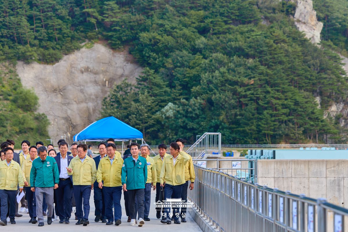 2025년 8월 31일 국민 여러분께 보고드립니다 사진
