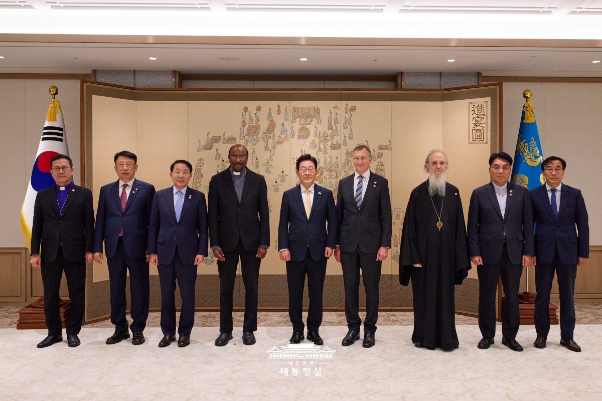 평화와 민주주의의 길, 함께 걷겠습니다 사진