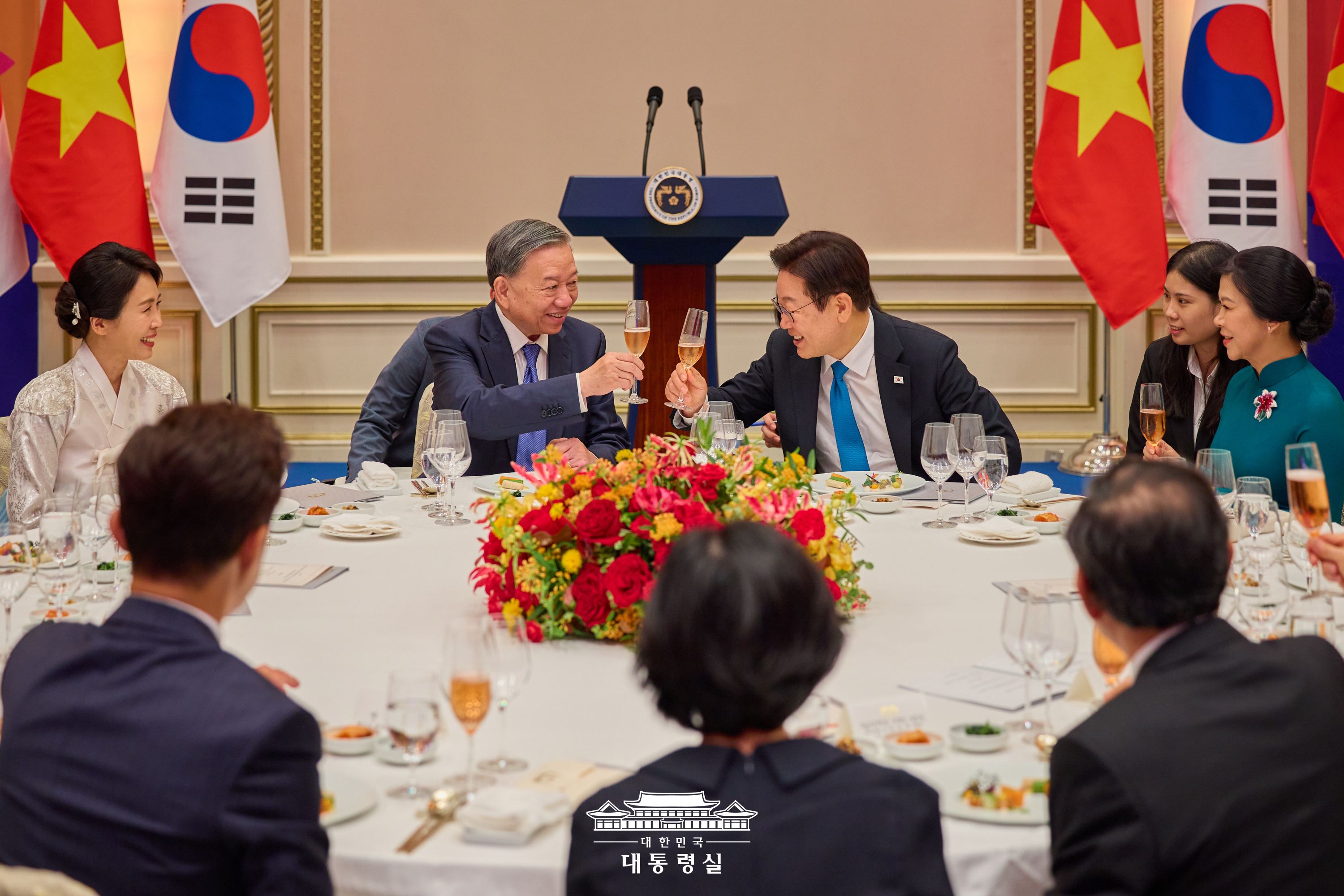 2025년 8월 12일 국민 여러분께 보고드립니다 슬라이드19