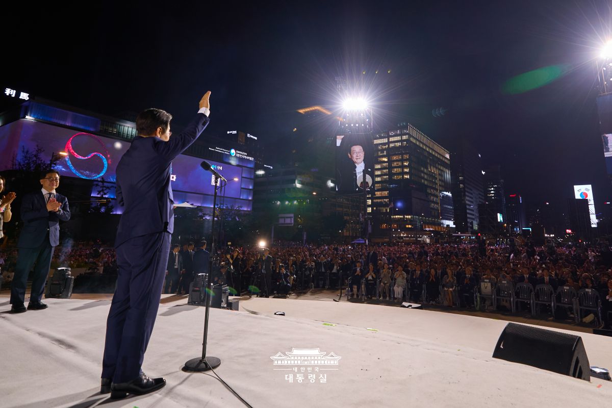 국민께 명받은 '21대 대통령', '국민이 주인인 나라'로 거침없이 나아가겠습니다 썸네일