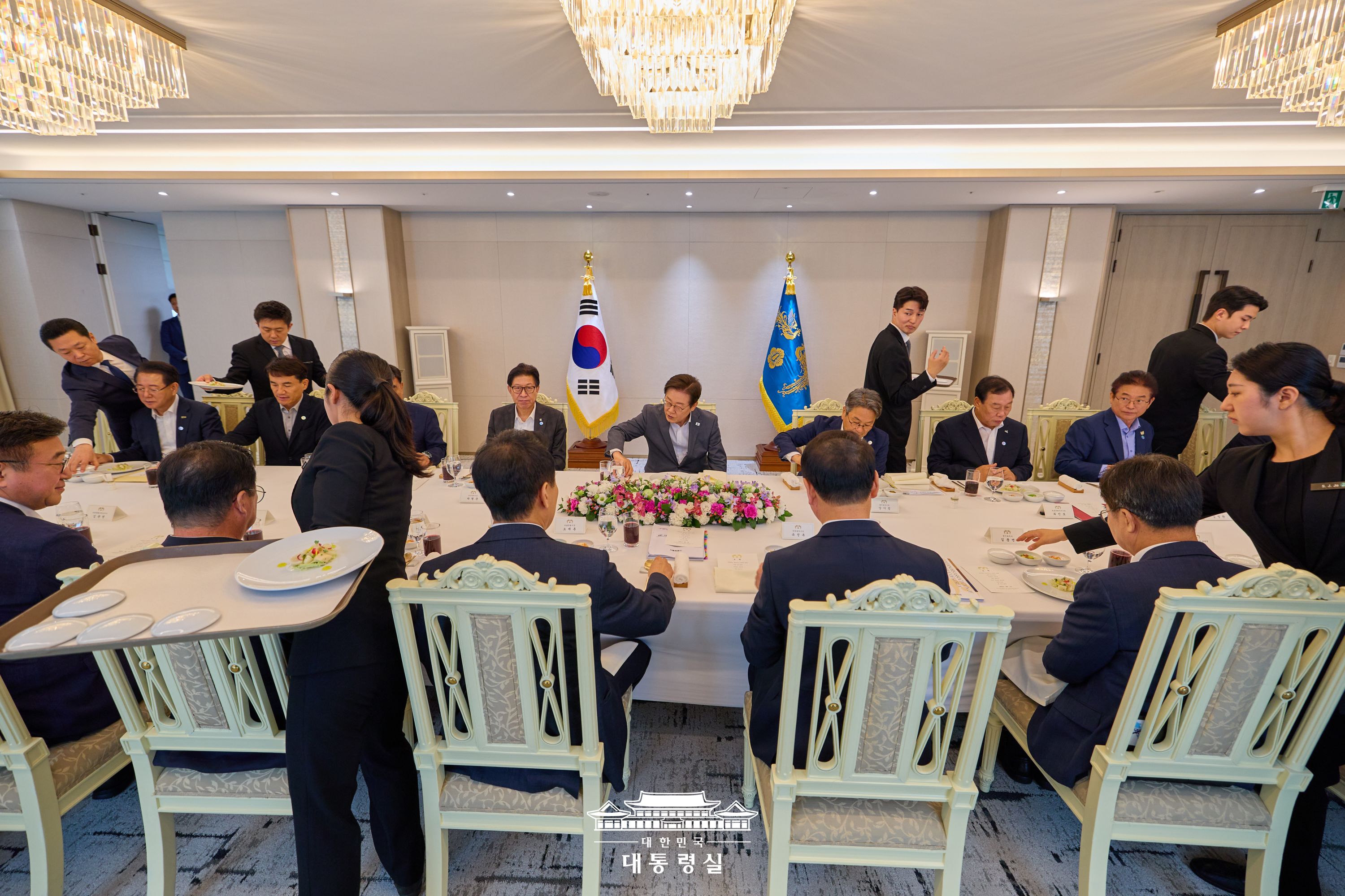 2025년 8월 2일 국민 여러분께 보고드립니다 슬라이드10