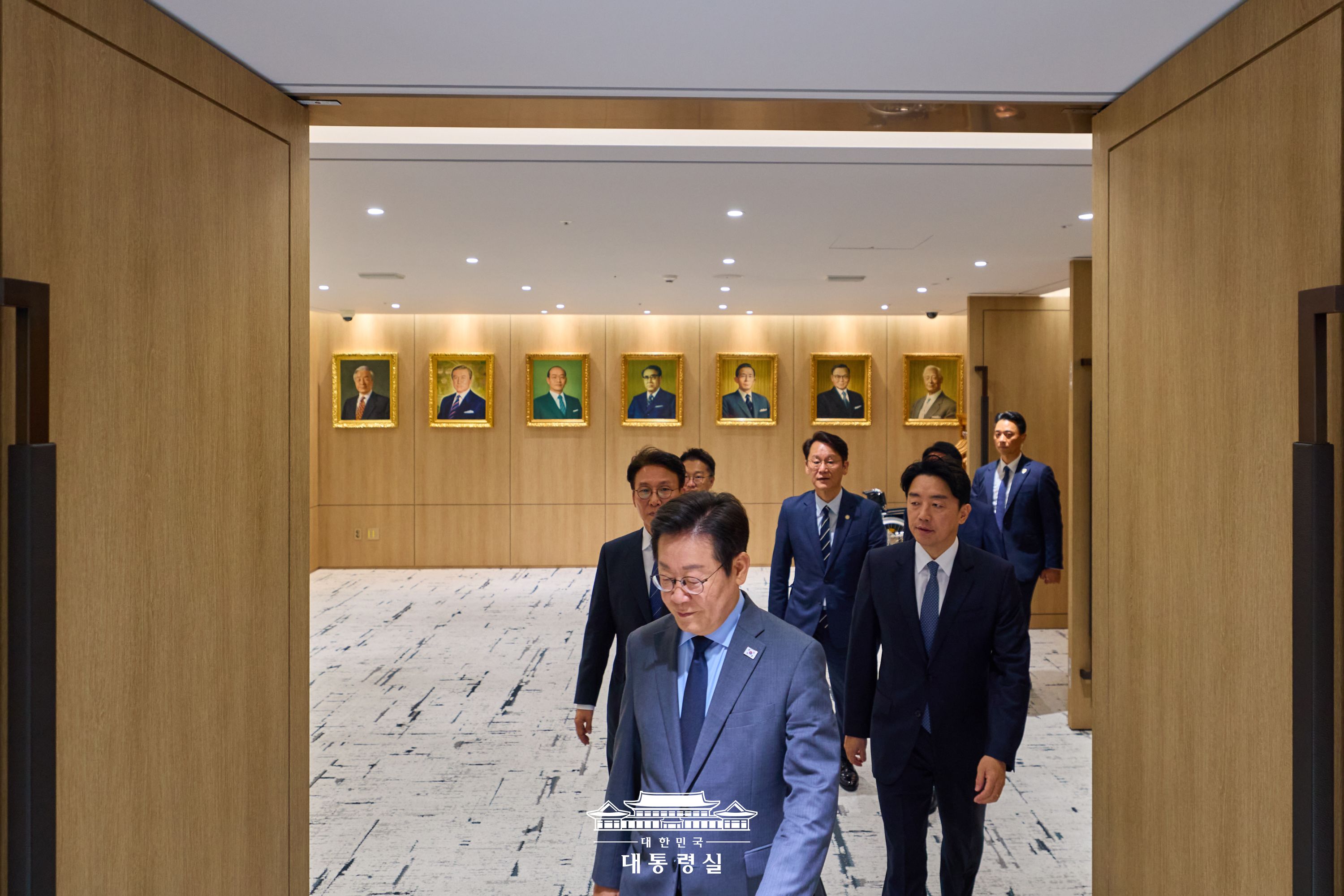 2025년 9월 10일 국민 여러분께 보고드립니다 슬라이드3