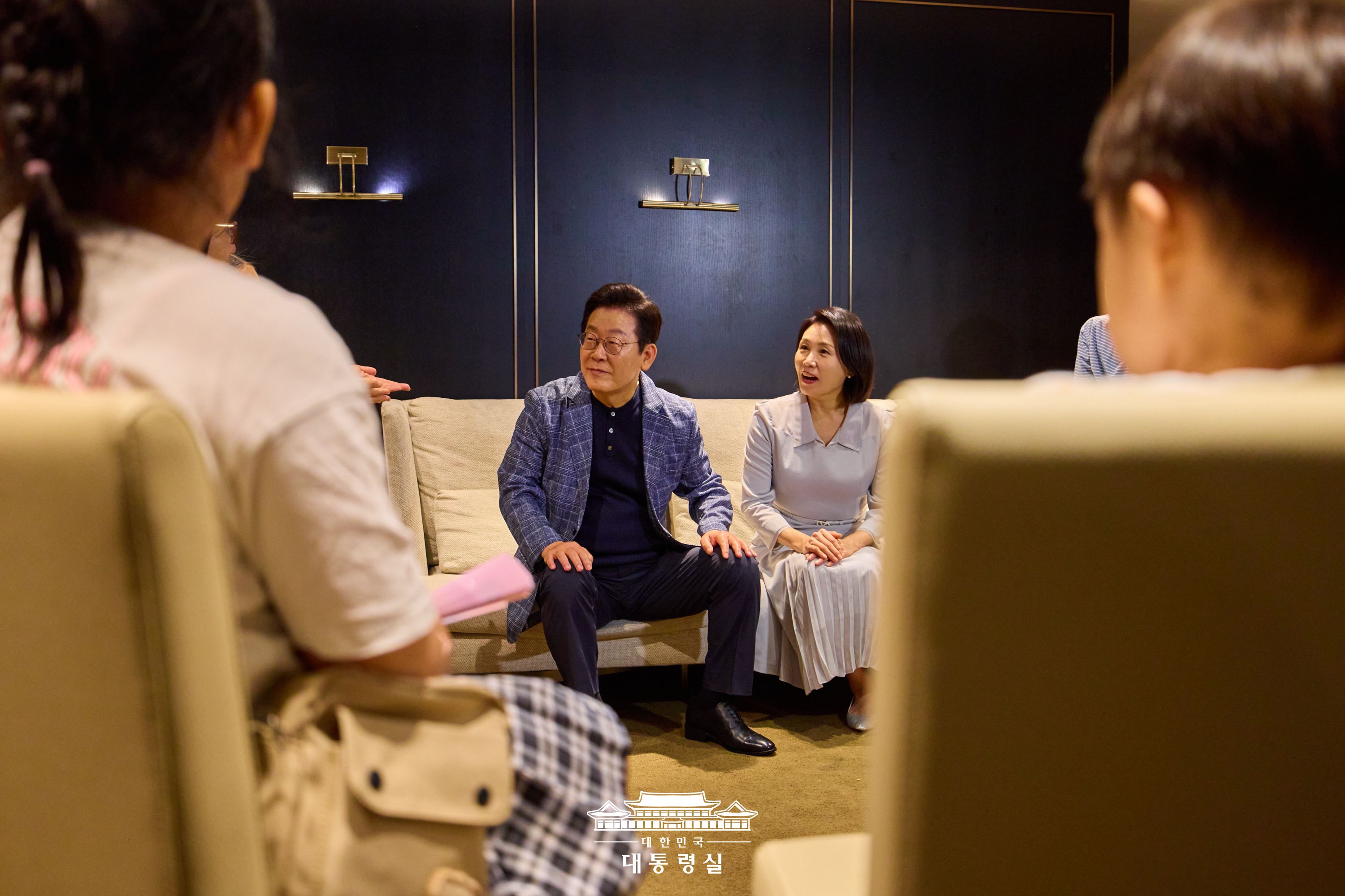 영락보린원 원생들과 함께 영화를 관람했습니다 슬라이드1