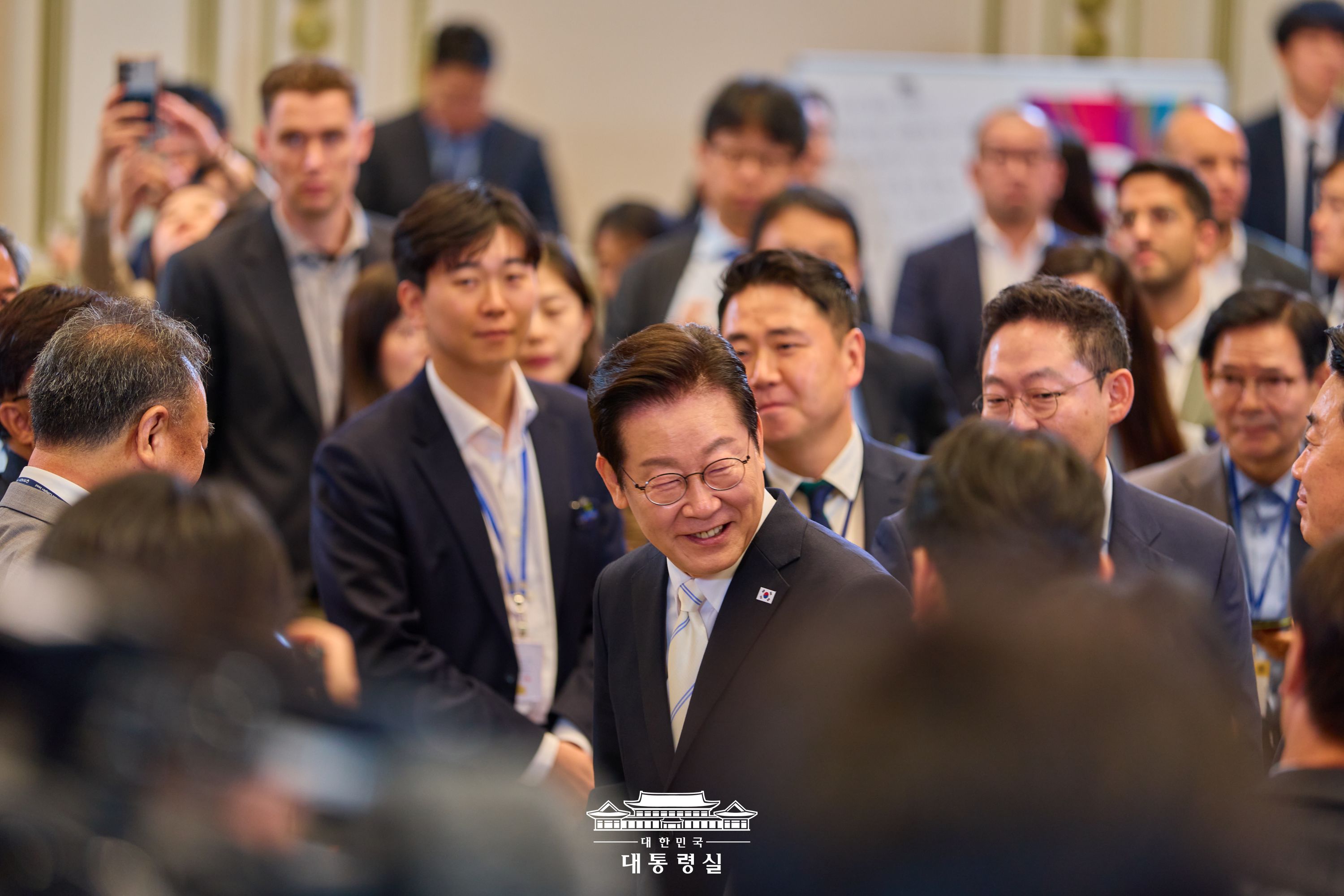 취임 100일 기자회견 슬라이드9