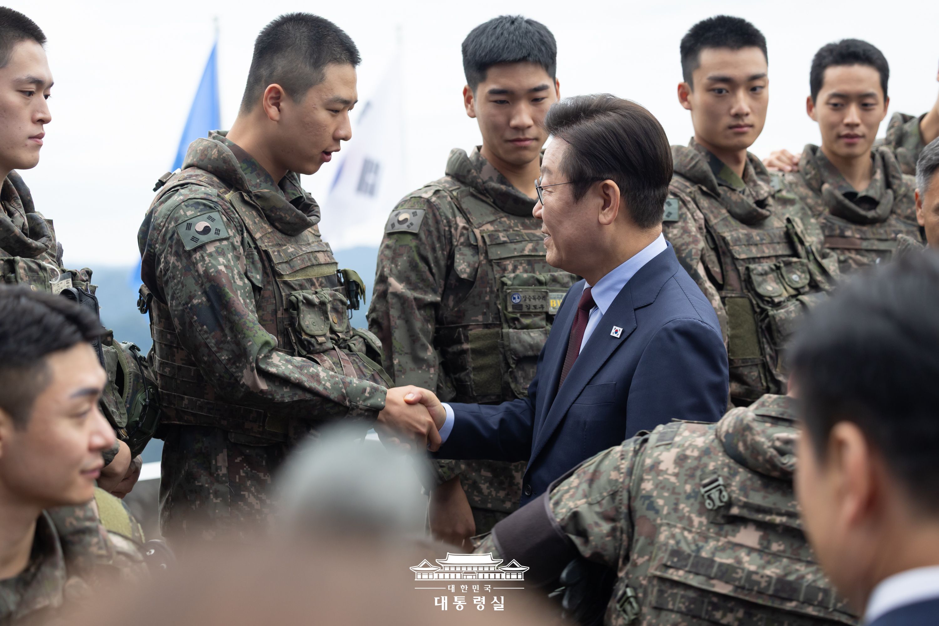 화천 군부대 방문 슬라이드5