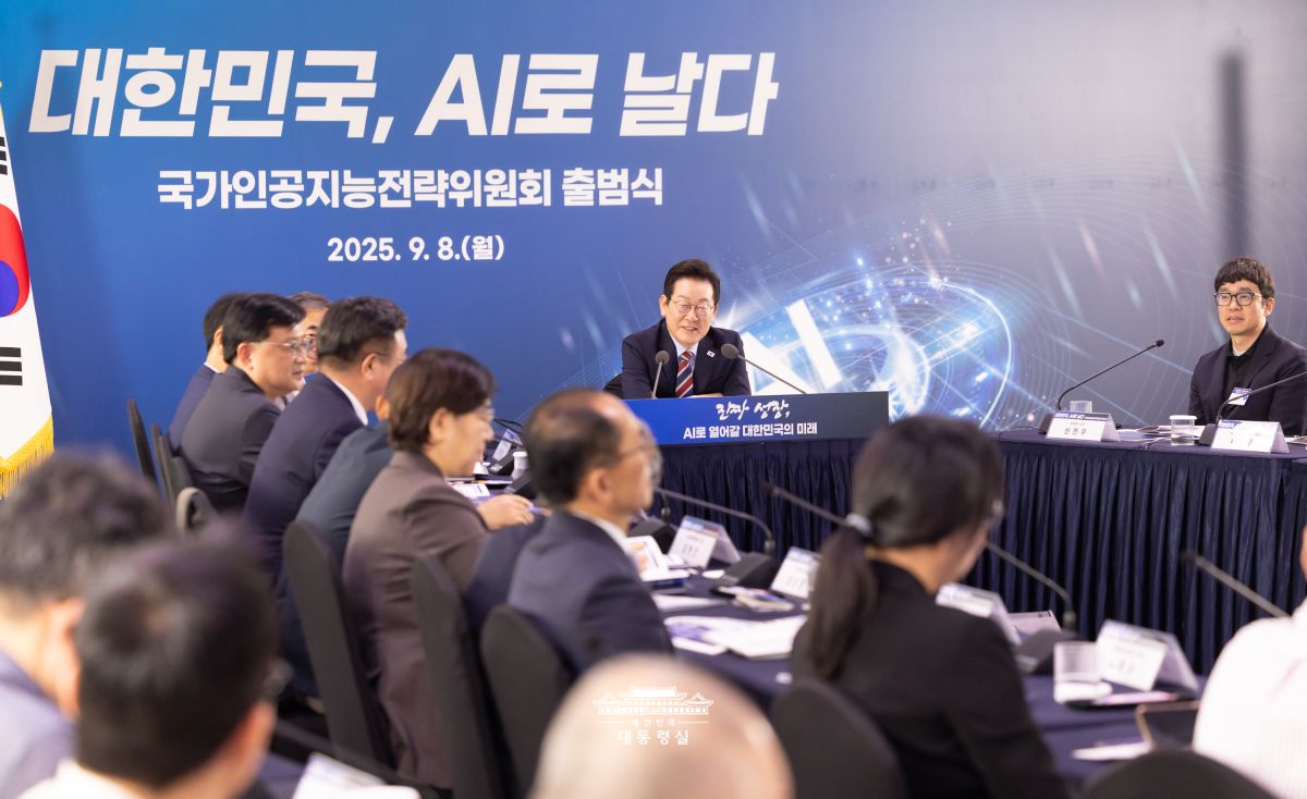 세계 AI 3대 강국의 꿈, 현실로 만들겠습니다 썸네일