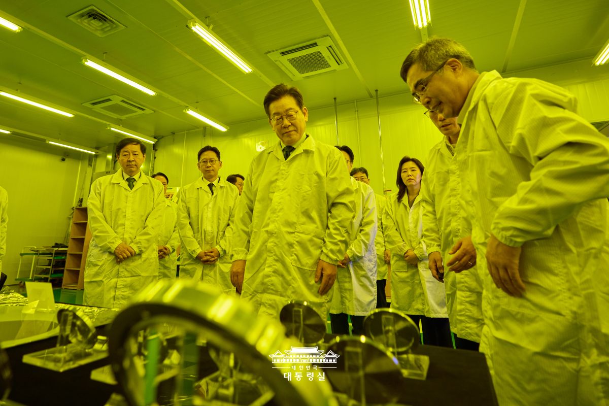 2025년 9월 4일 국민 여러분께 보고드립니다 사진