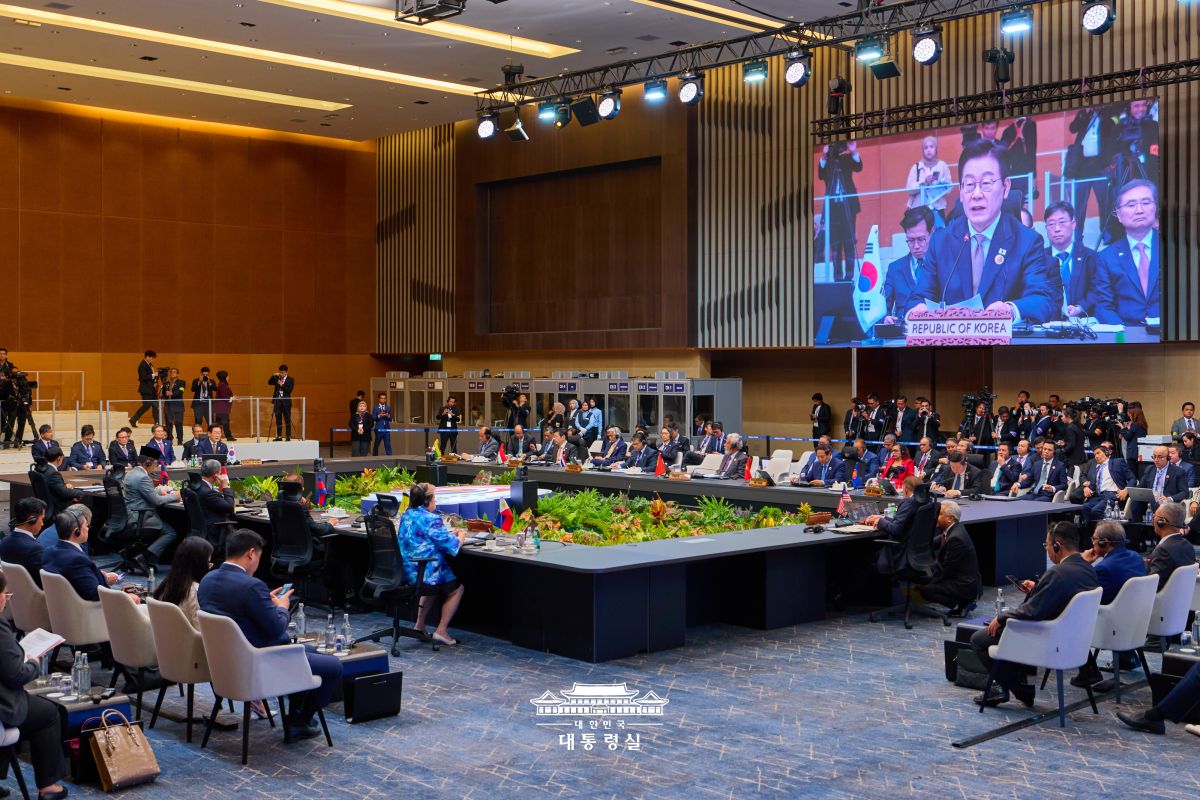 한-아세안 정상회의 성과가 APEC에서도 이어지길 바라며 썸네일