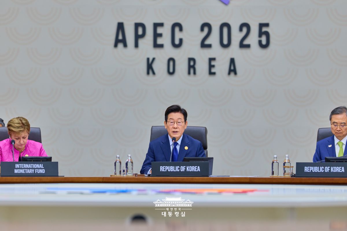 협력과 연대의 정신으로 미래를 함께 열어가겠습니다 썸네일