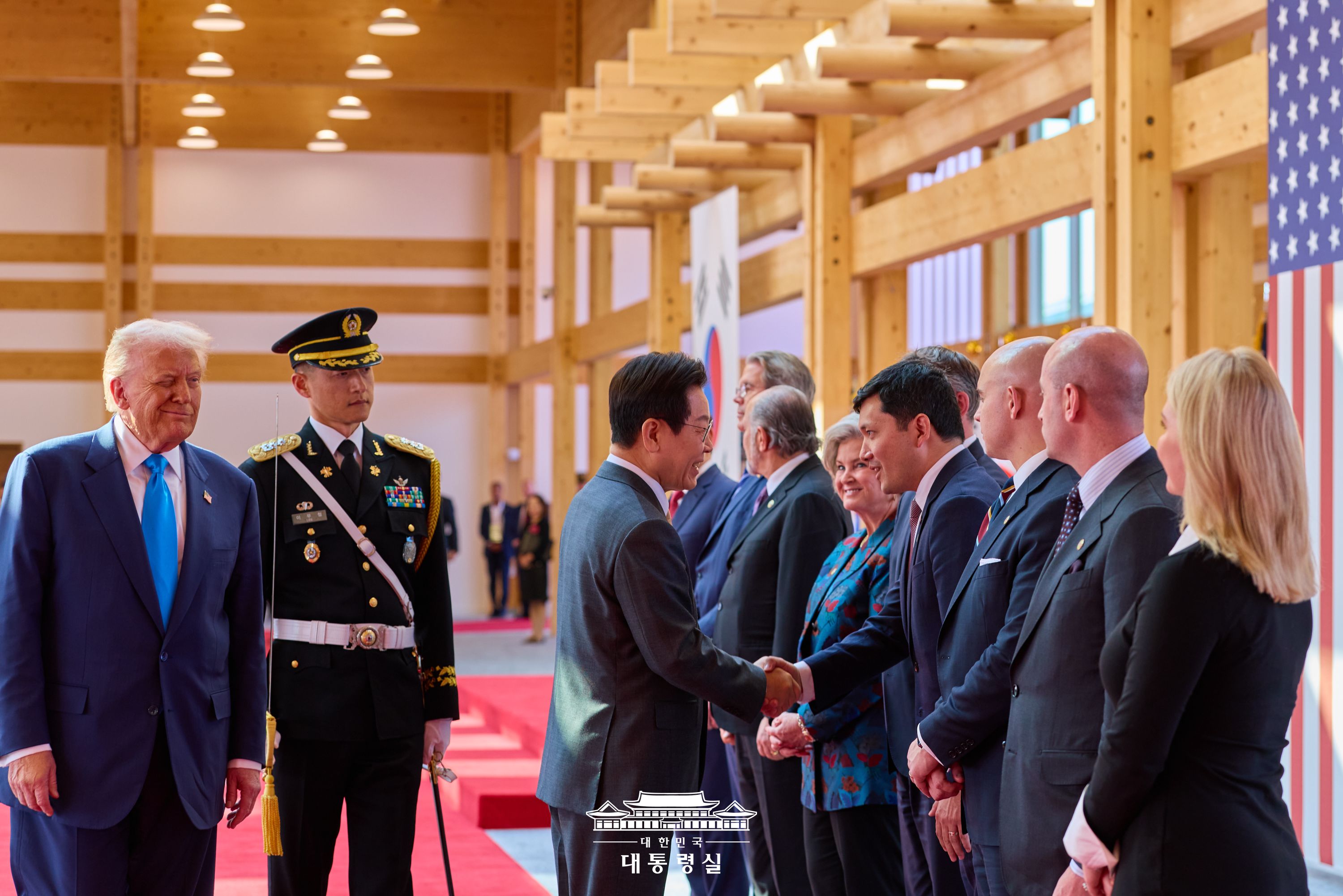 평화와 번영을 향해 슬라이드4