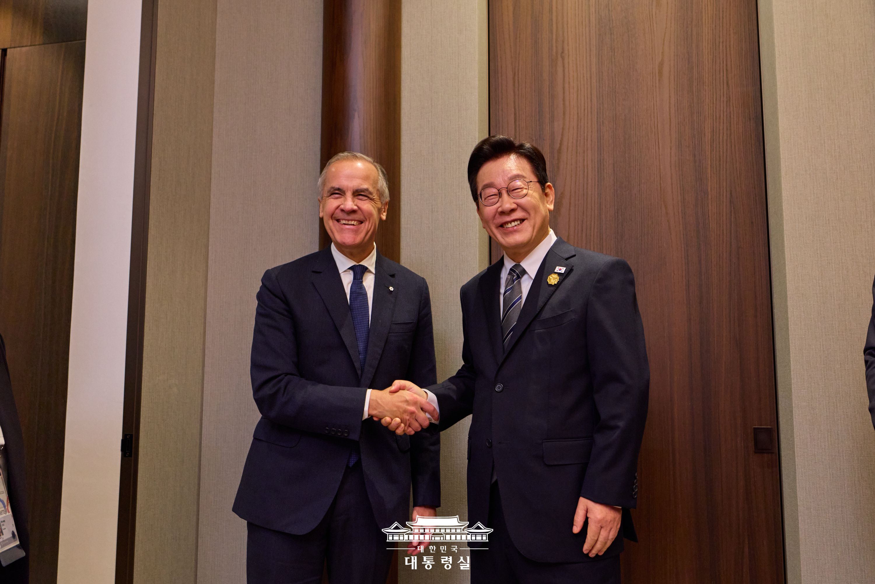 한국·캐나다 정상회담 슬라이드1