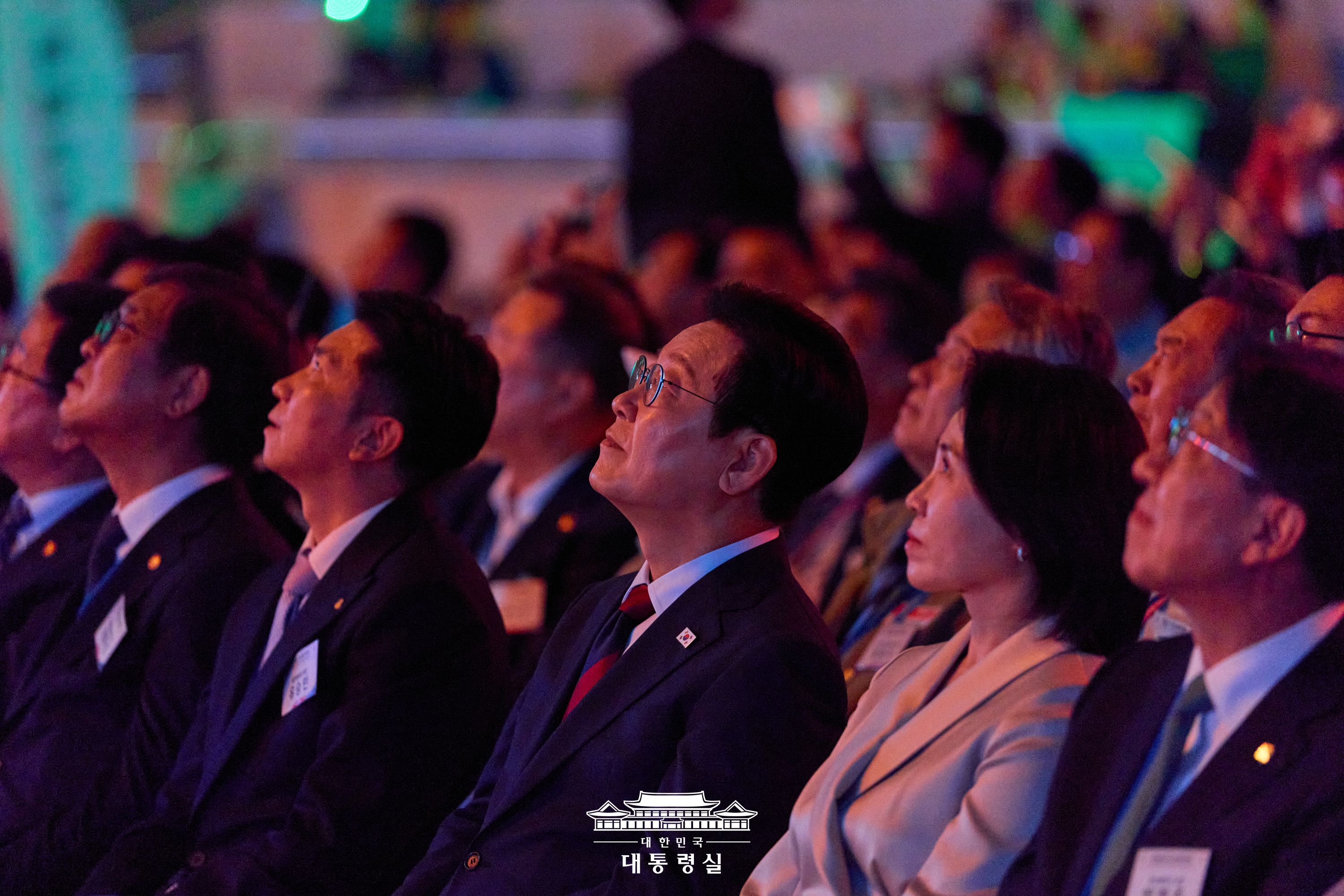 2025년 10월 18일 국민 여러분께 보고드립니다 슬라이드4