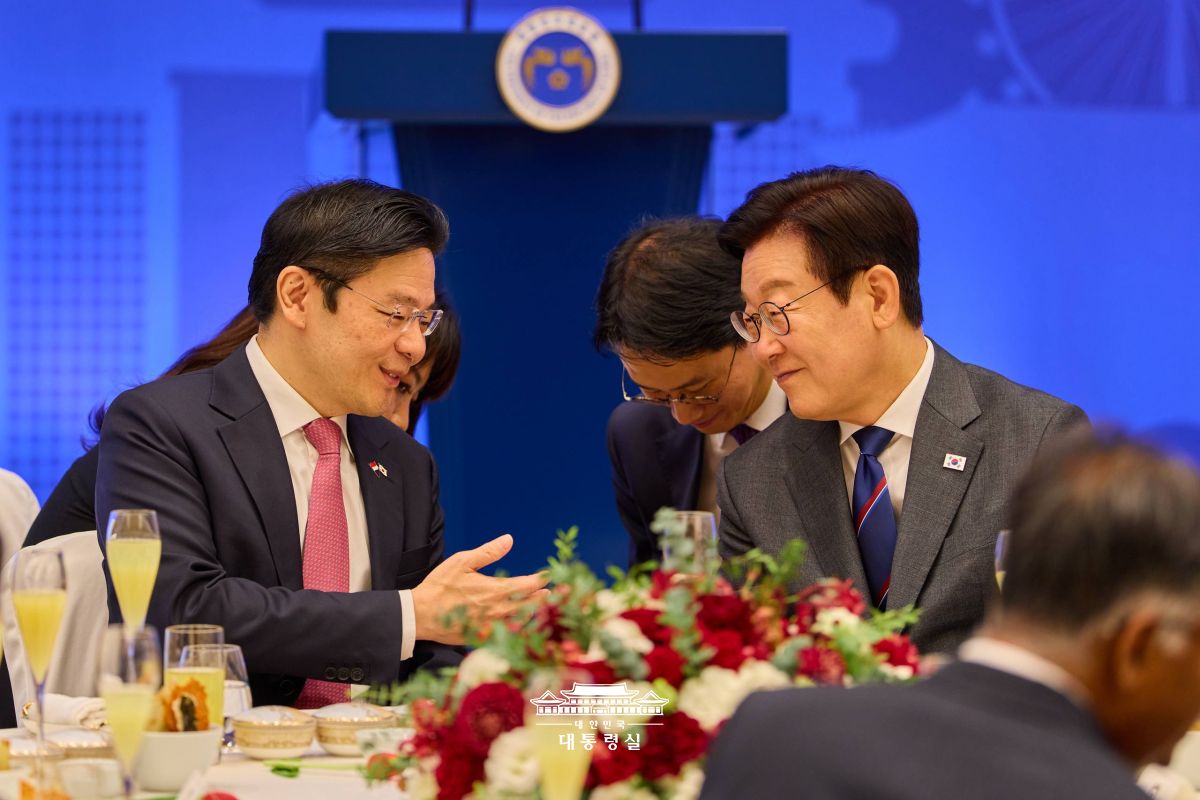 싱가포르와 함께 아시아를 넘어 세계 미래 발전을 이끌겠습니다 썸네일