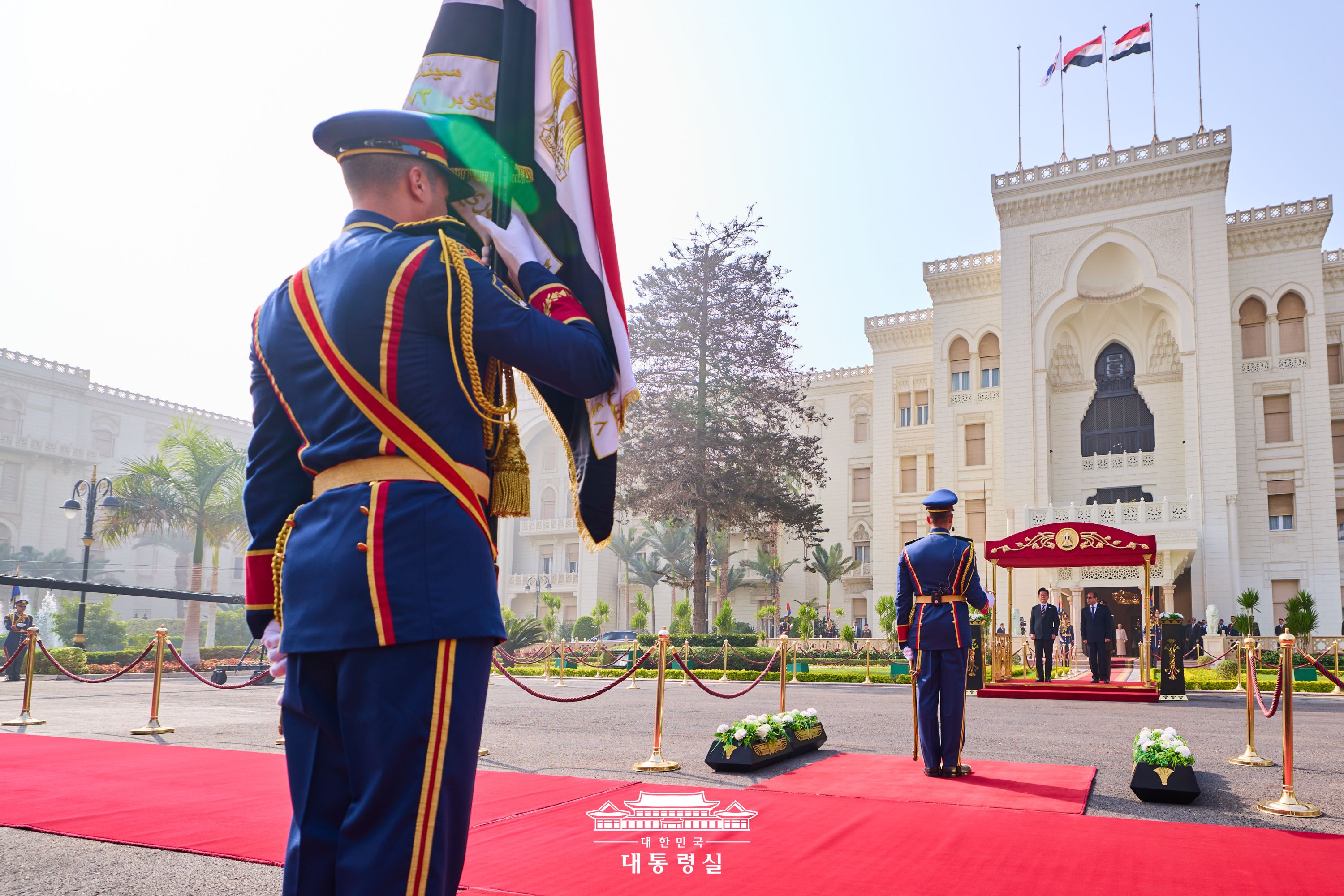 이집트 공식 방문, 국민 여러분께 보고드립니다 슬라이드2