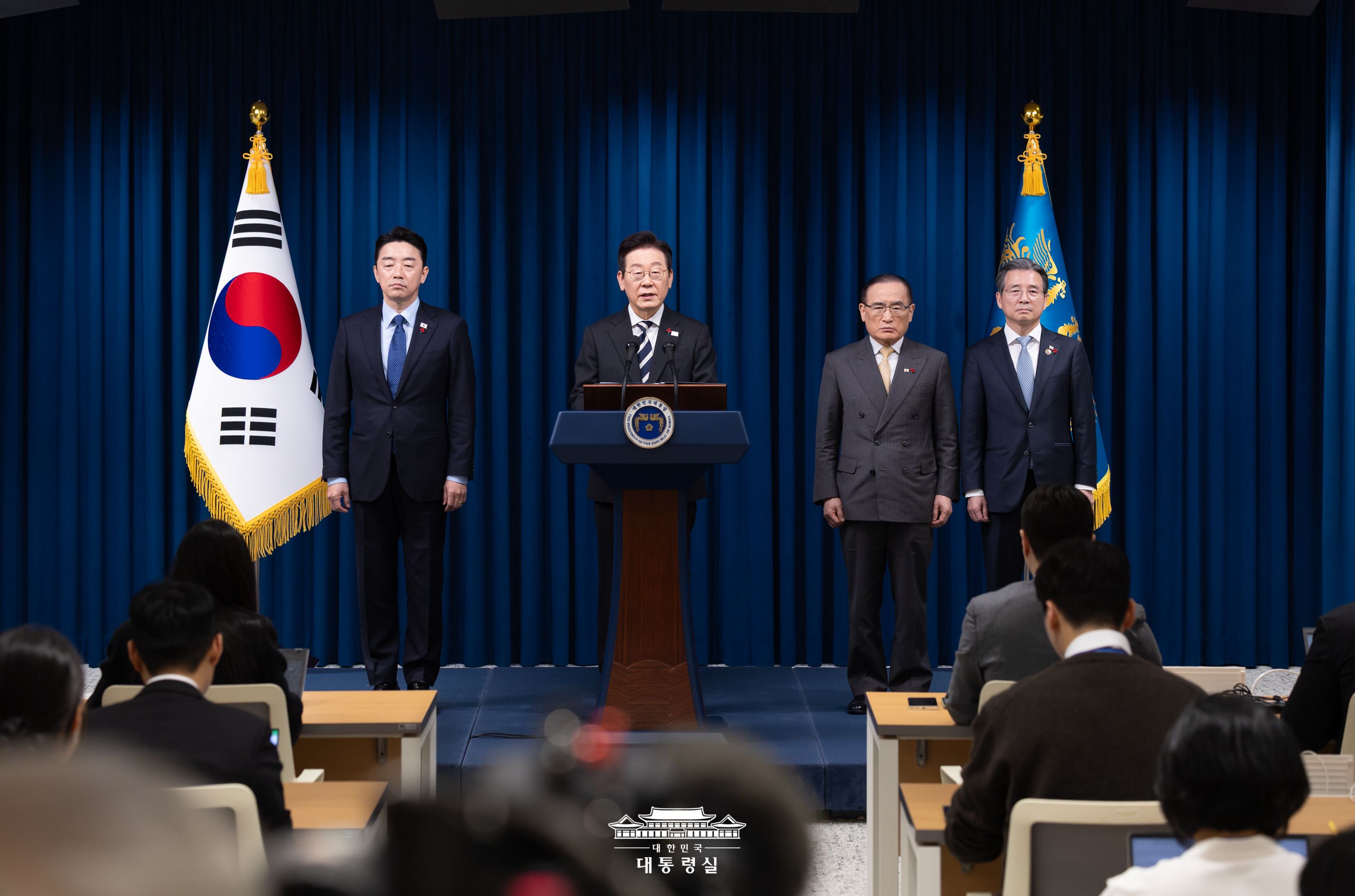 빛의 혁명 1주년, 대통령 대국민 특별성명 슬라이드11