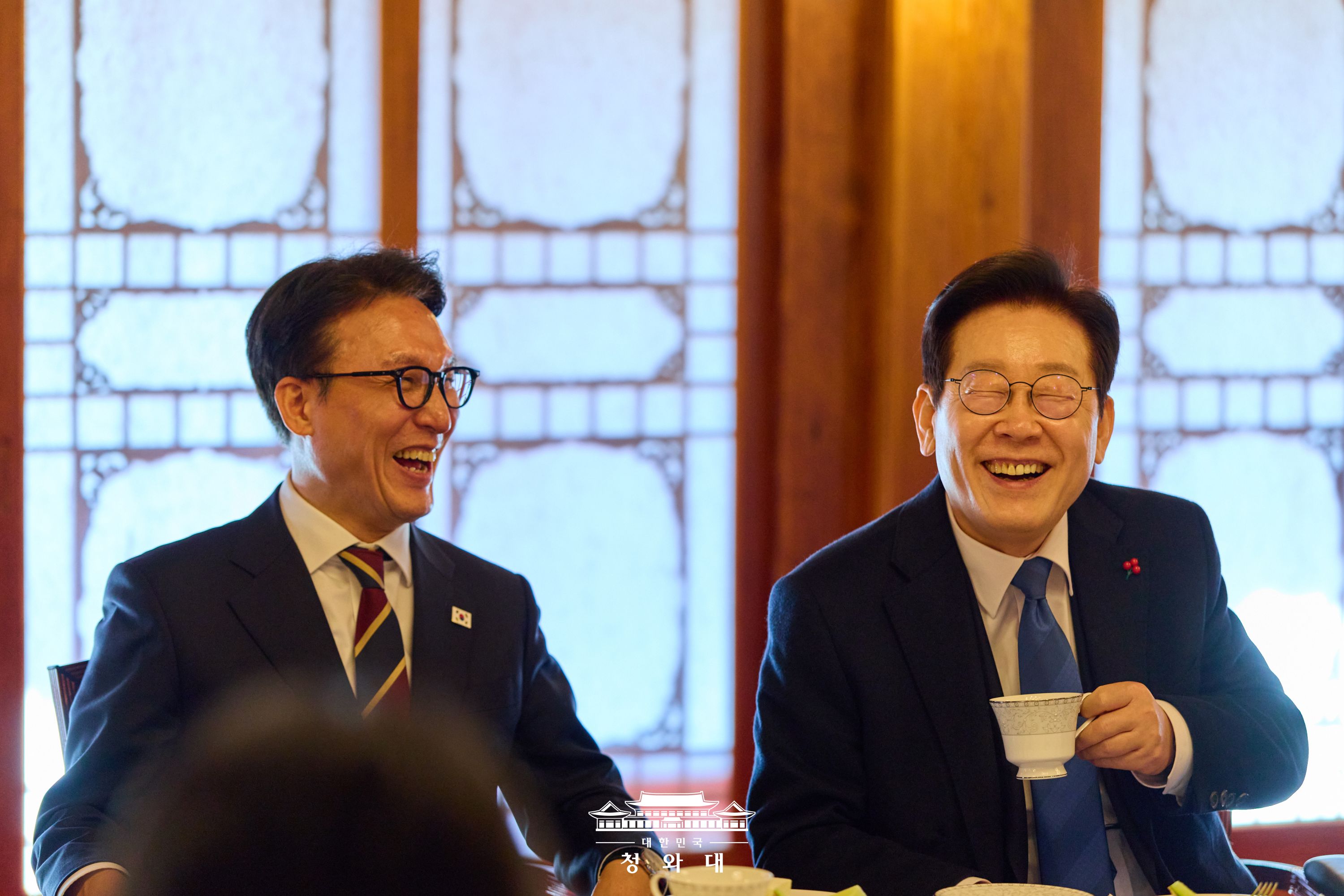 2025년 12월 31일 국민 여러분께 보고드립니다 슬라이드10