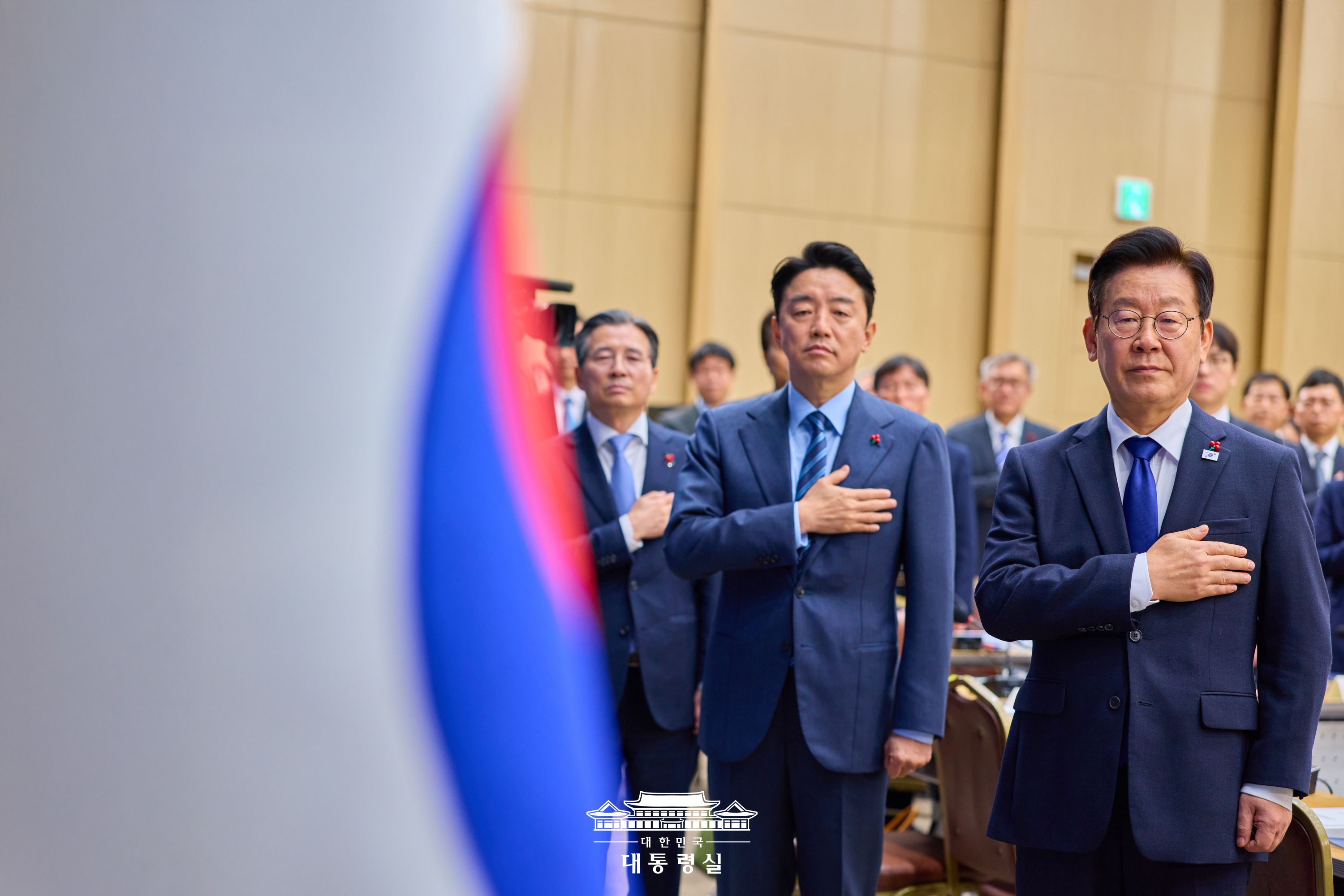 2025년 12월 17일 이재명의 오늘 슬라이드8