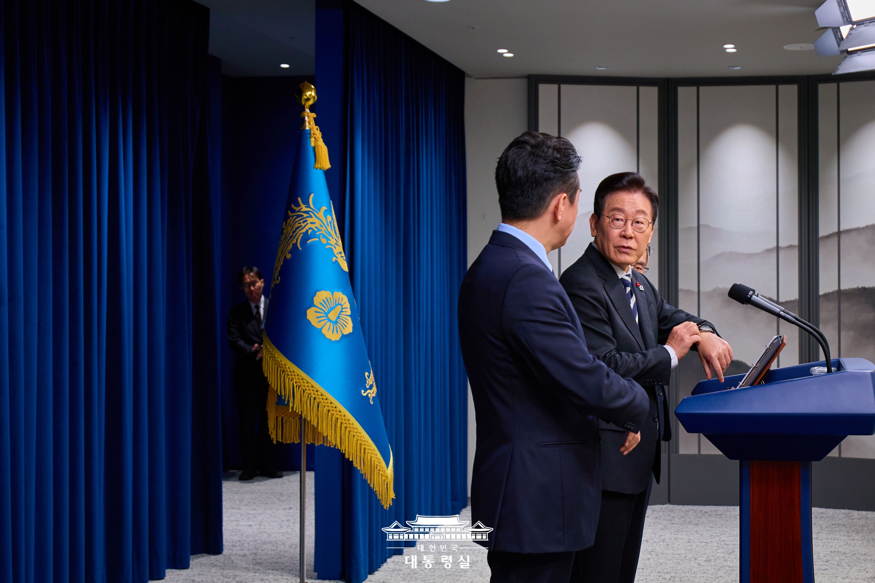 2025년 12월 3일 국민 여러분께 보고드립니다 슬라이드7