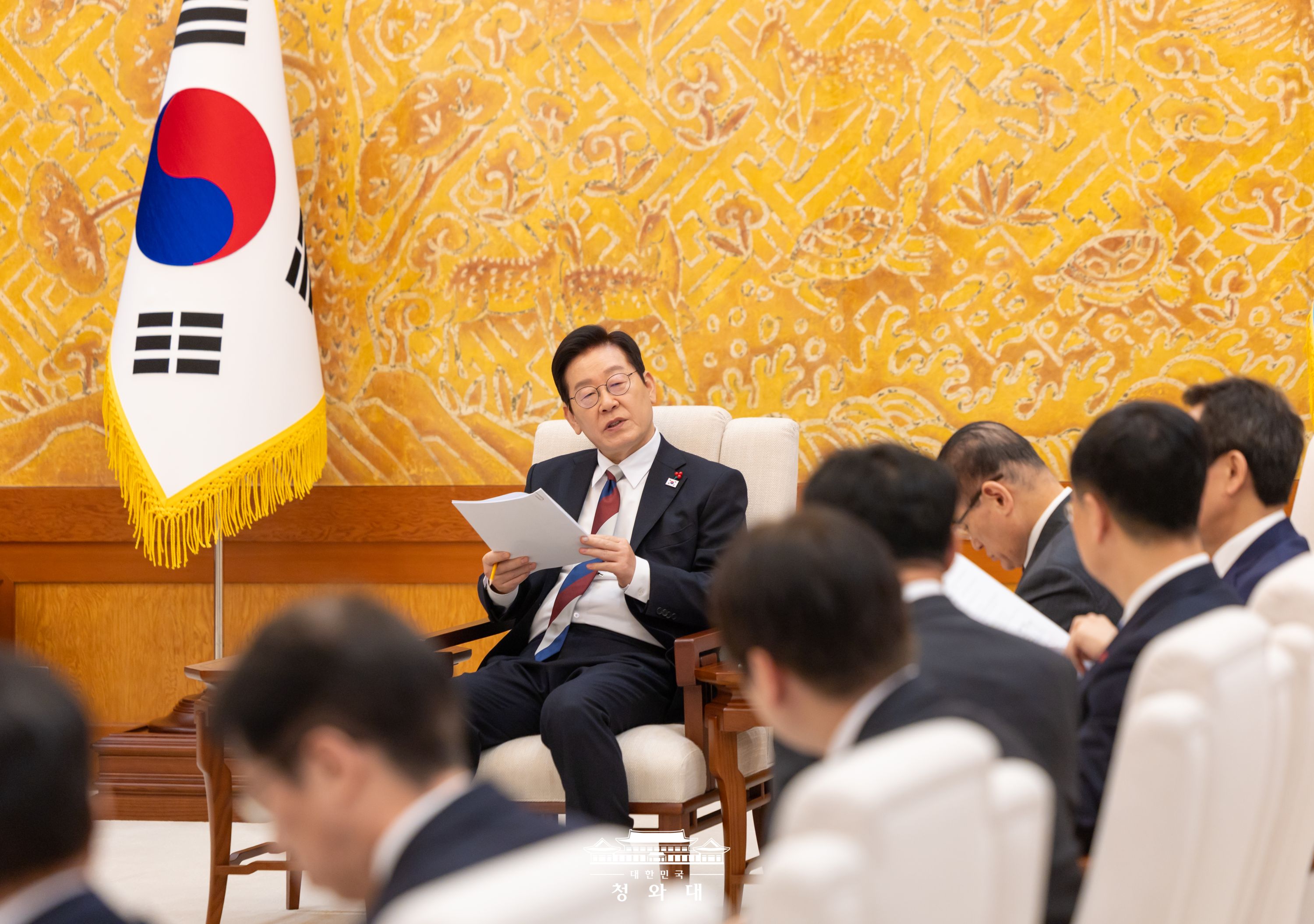 대한민국 대통령, 1330일 만의 청와대 출근 슬라이드10