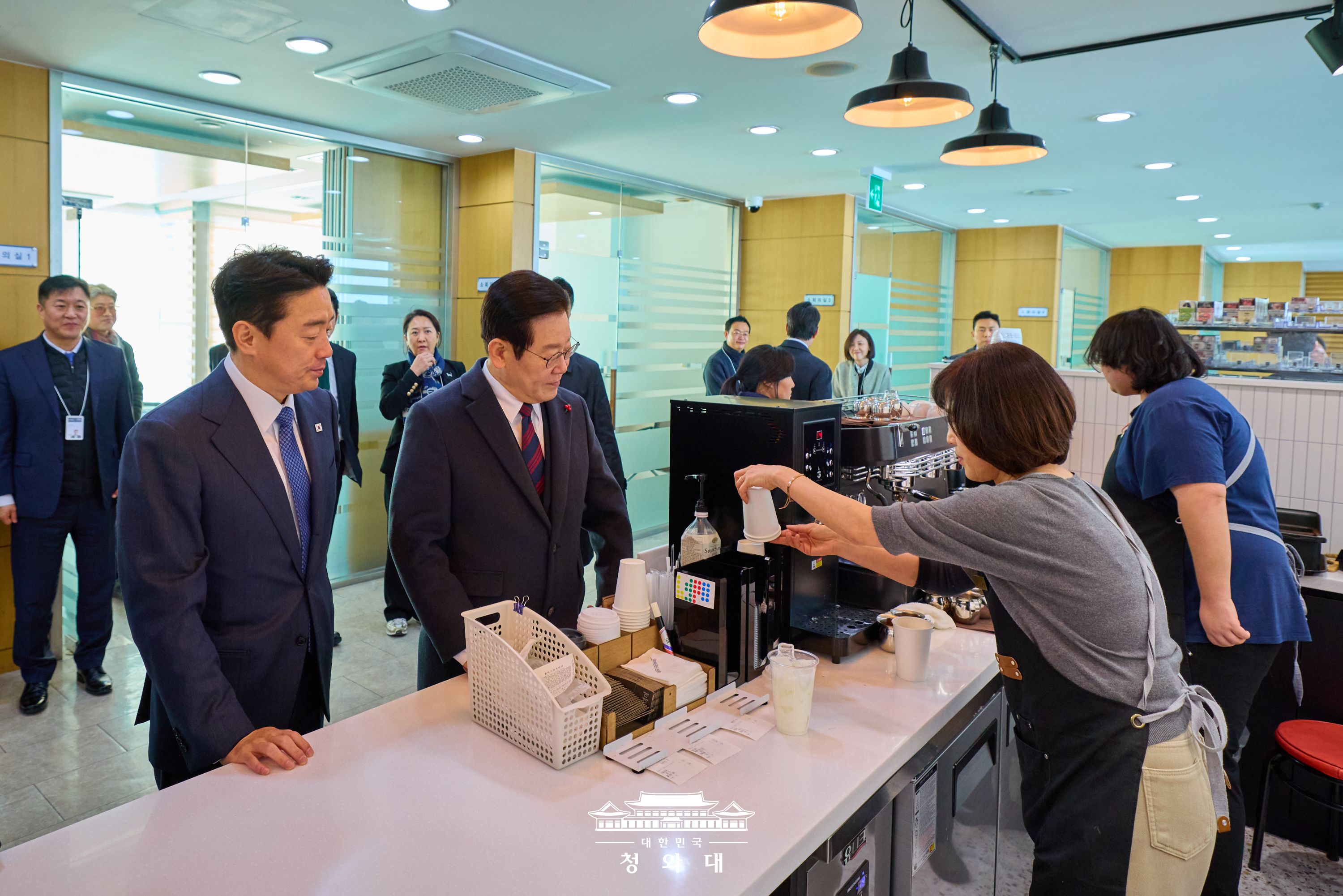 청와대 연풍문 카페방문 슬라이드1