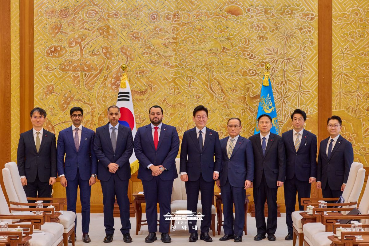 '알-쿨라이피' 카타르 국왕 특사 접견 사진