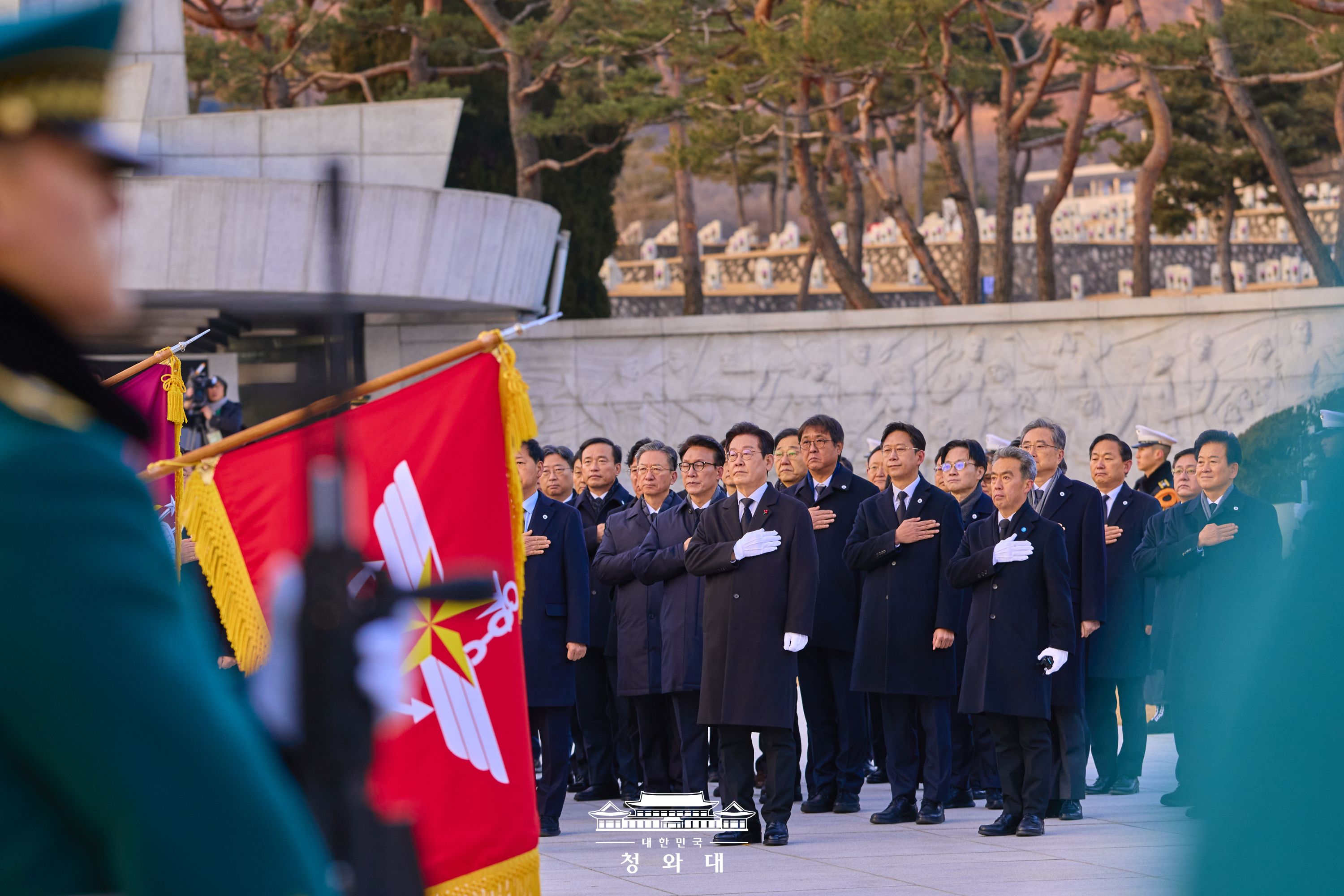 국립서울현충원 참배 슬라이드9