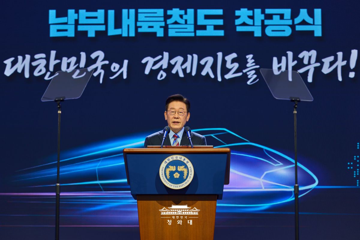 국토균형발전의 길, 남부내륙철도가 열어갑니다 사진